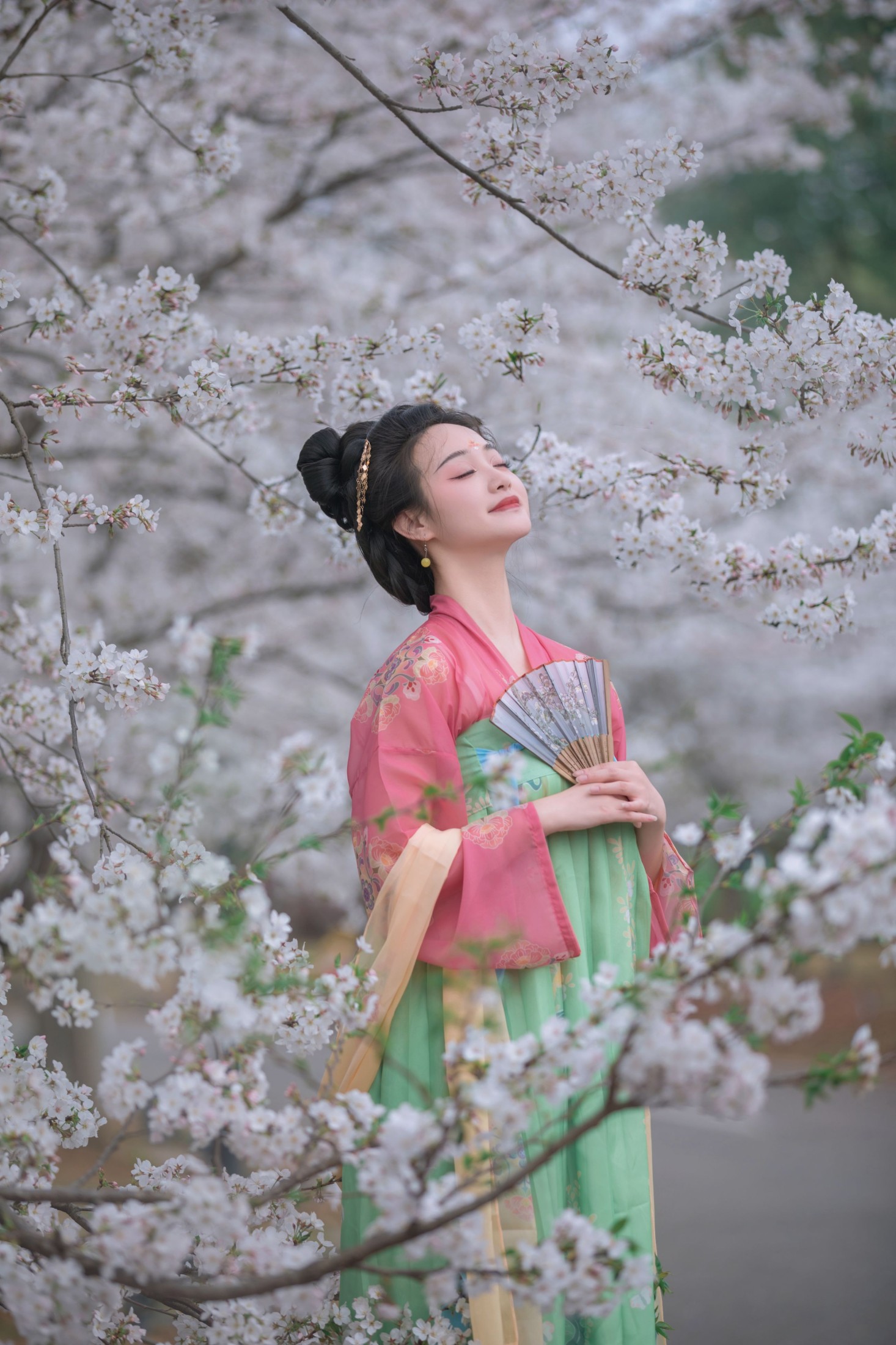 凌子兮 – 《樱花漫》[23P]