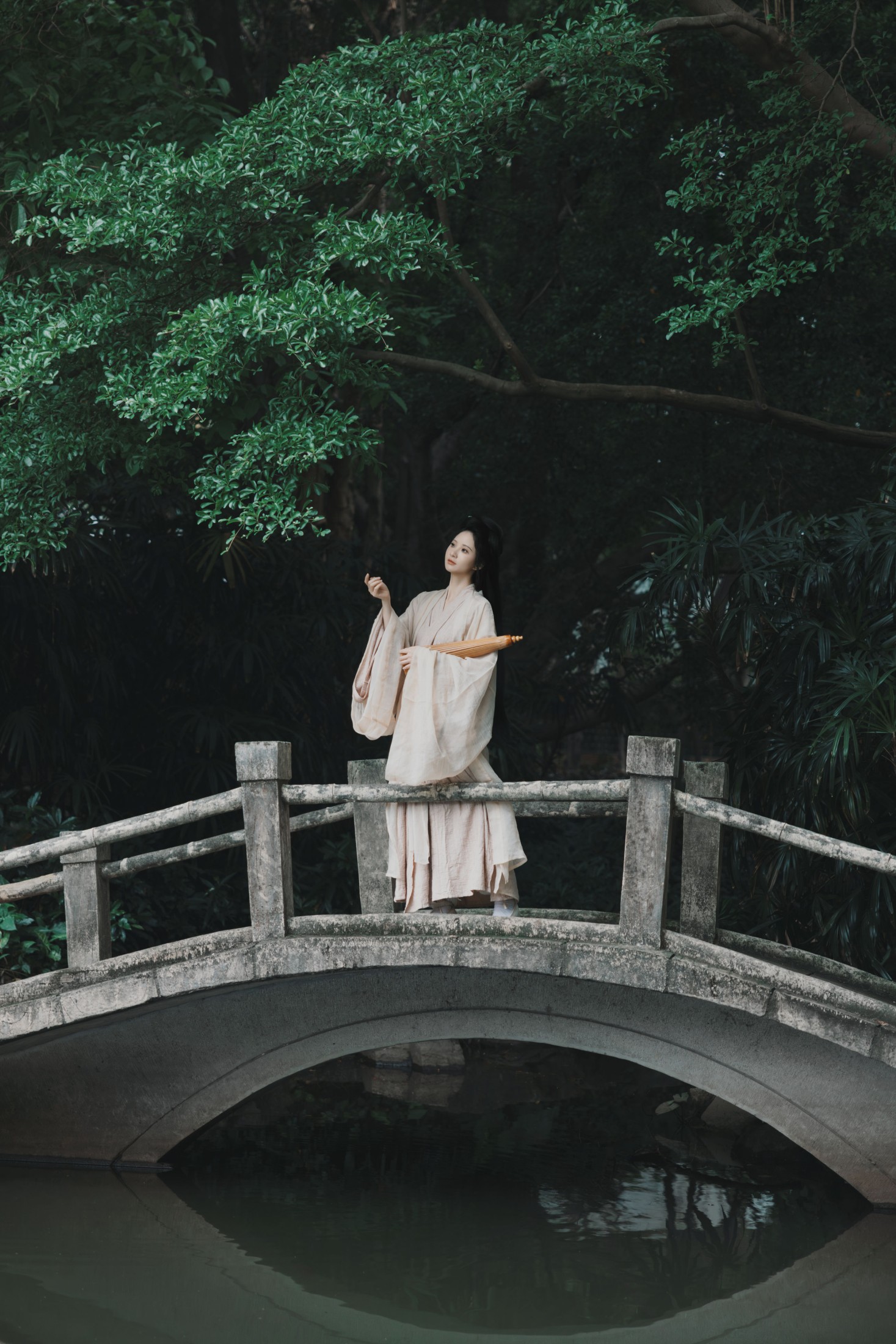 小昭 – 《人间何所以》[22P]