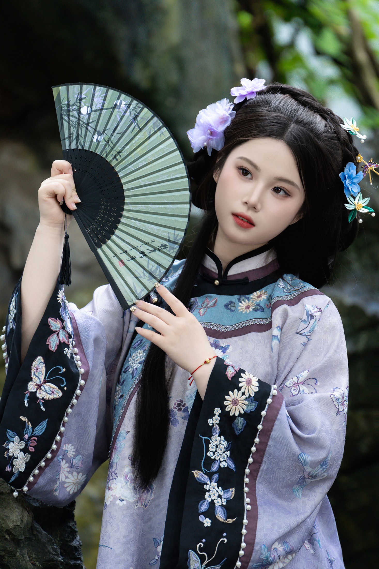 西瓜 – 《她仿佛是笼中鸟》[25P]