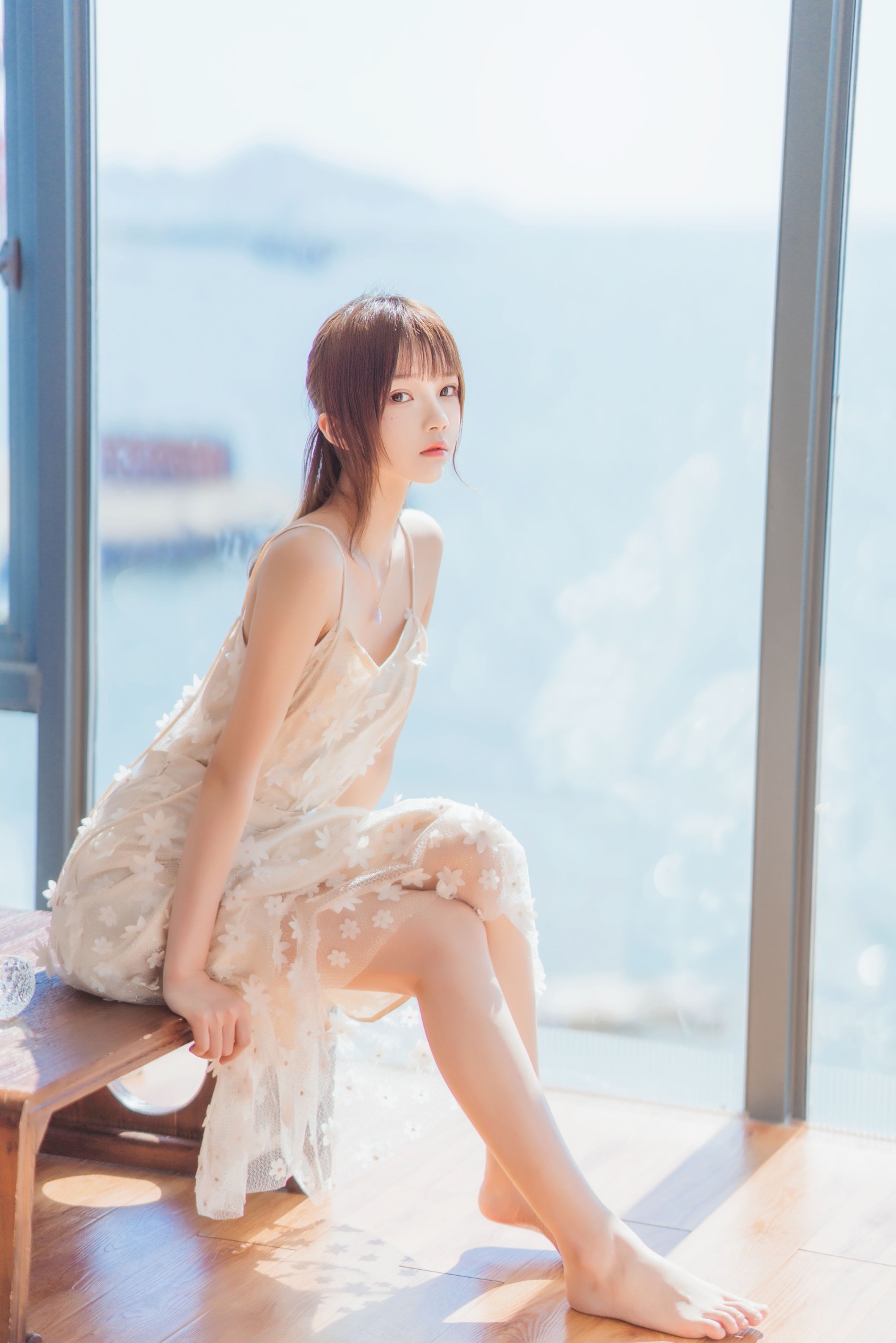 桜桃喵 – 《粼光闪闪》[25P]