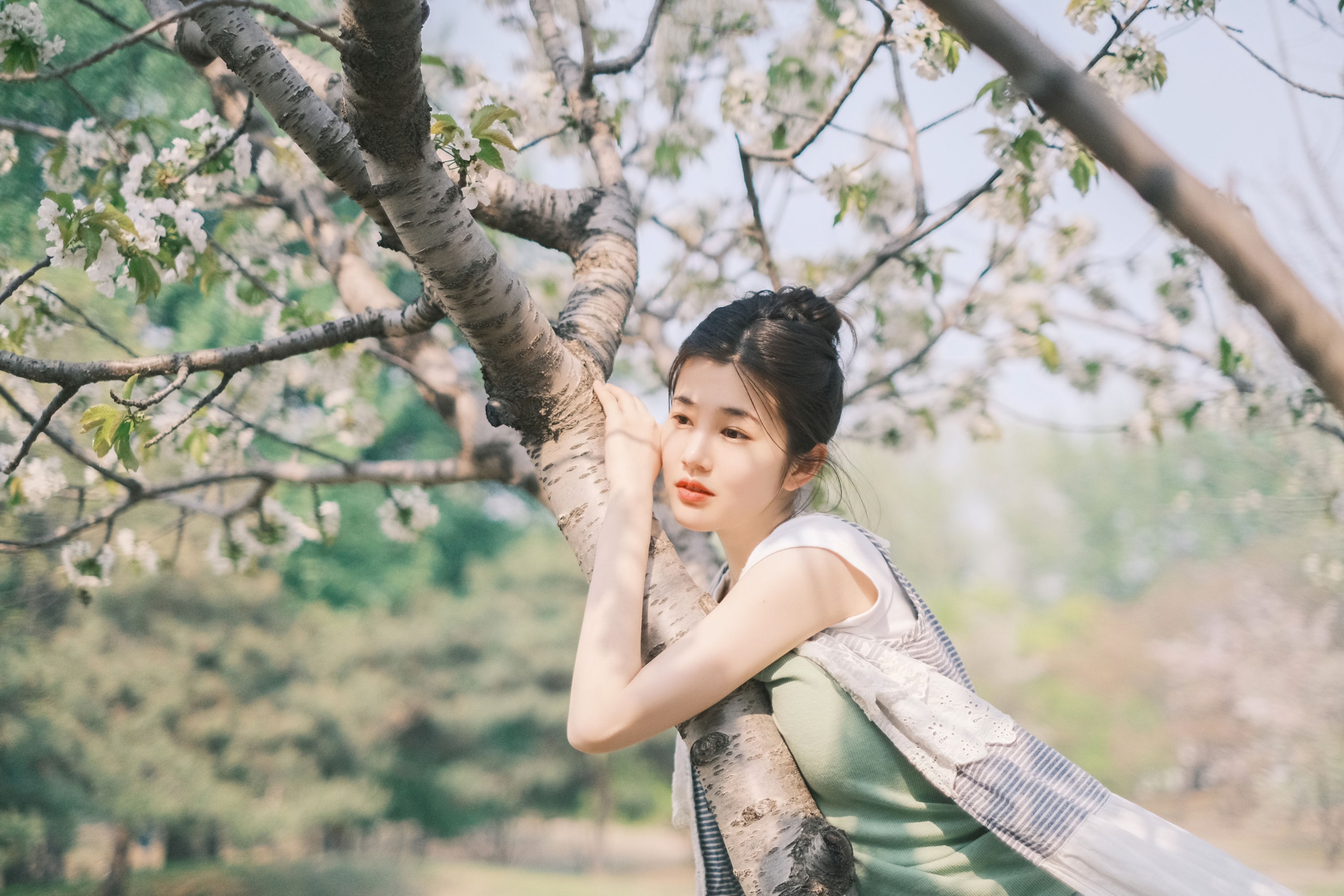 凡凡 – 《初夏见一面》[27P]