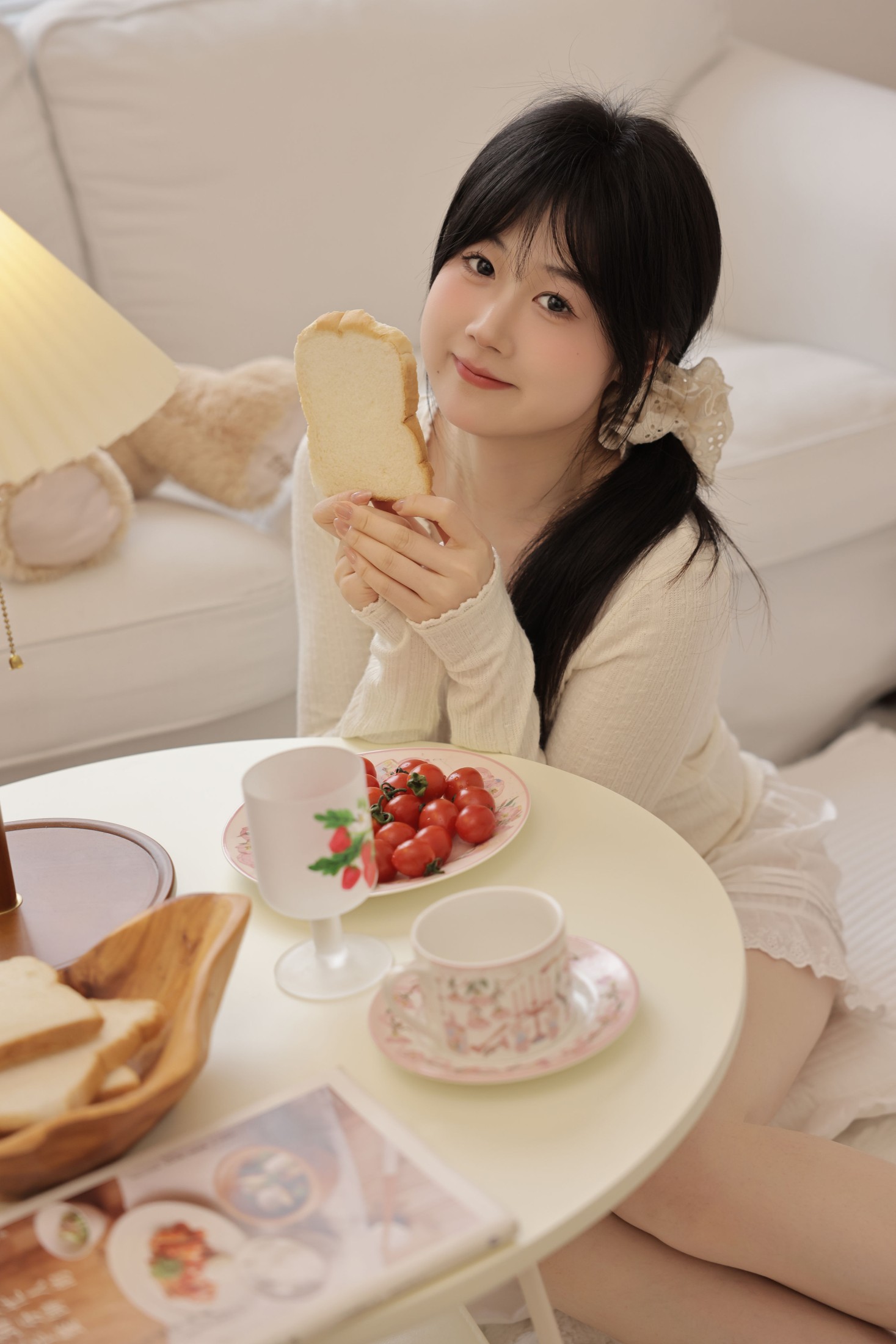 小鹅酱酱酱 – 《纯色》[26P]