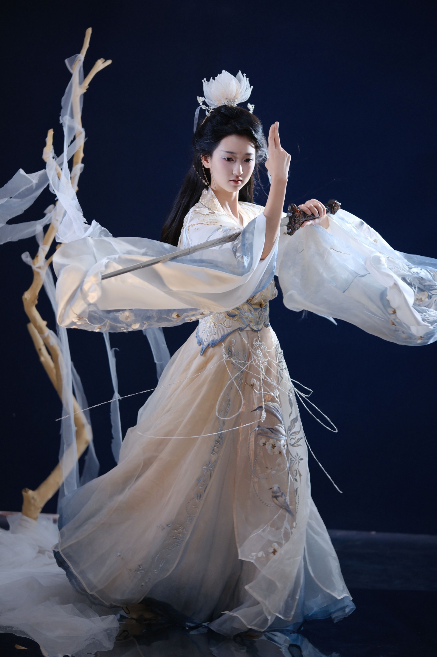 冷酷王爷 – 《大师姐下山》[21P]