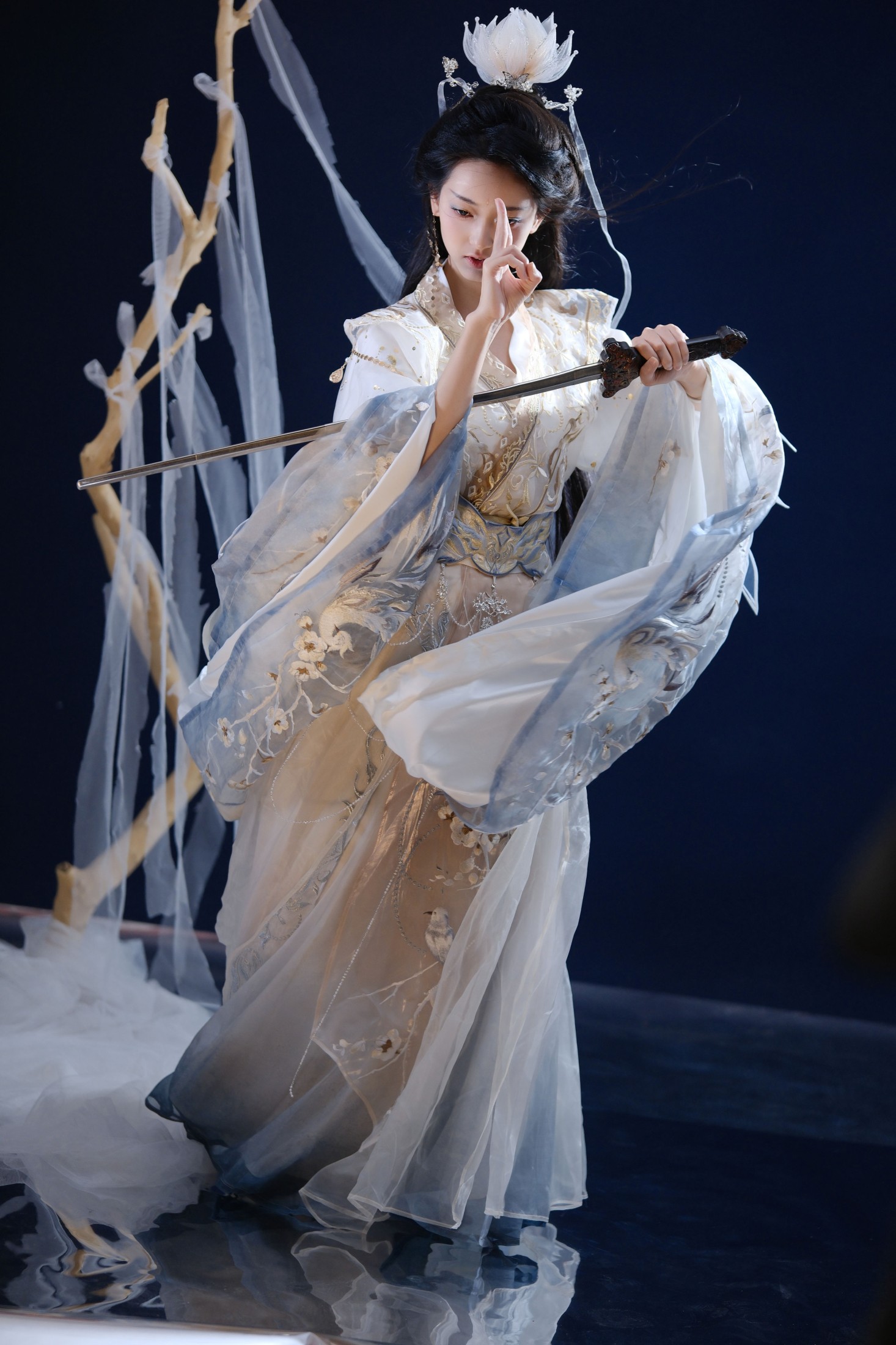 冷酷王爷 – 《大师姐下山》[21P]