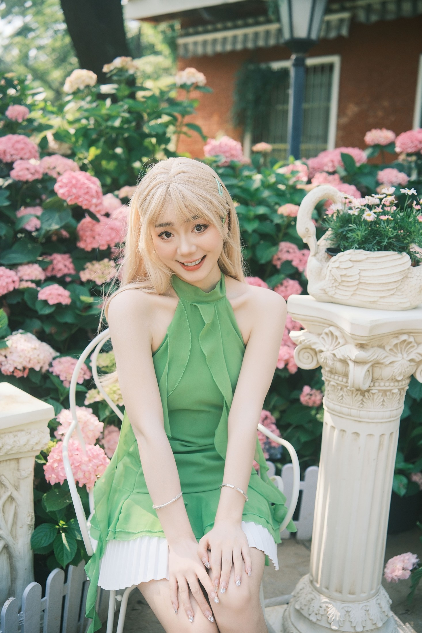 小阮 – 《漫游花海》[22P]