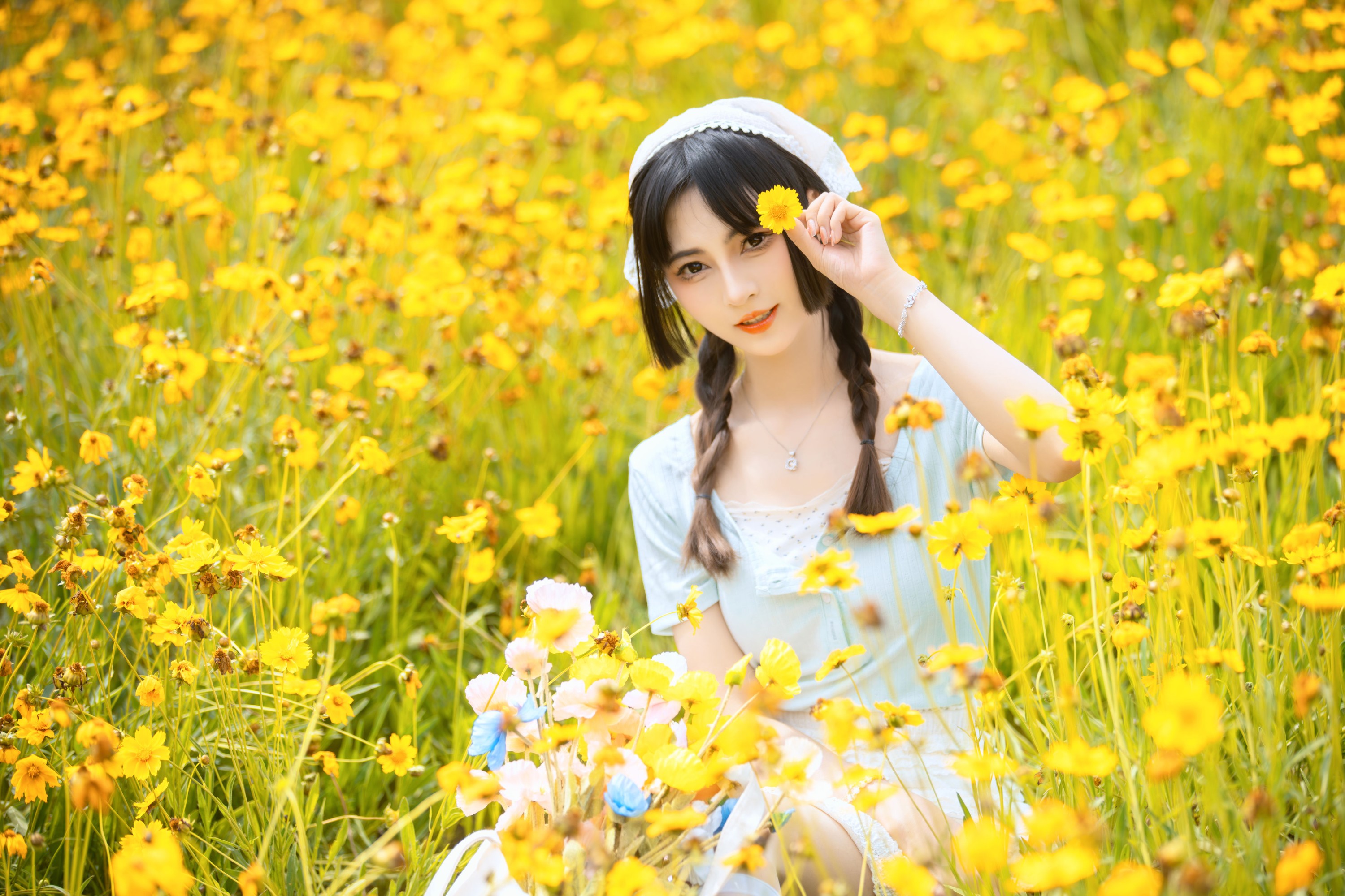 千落.奶尤 – 《初夏》[57P]