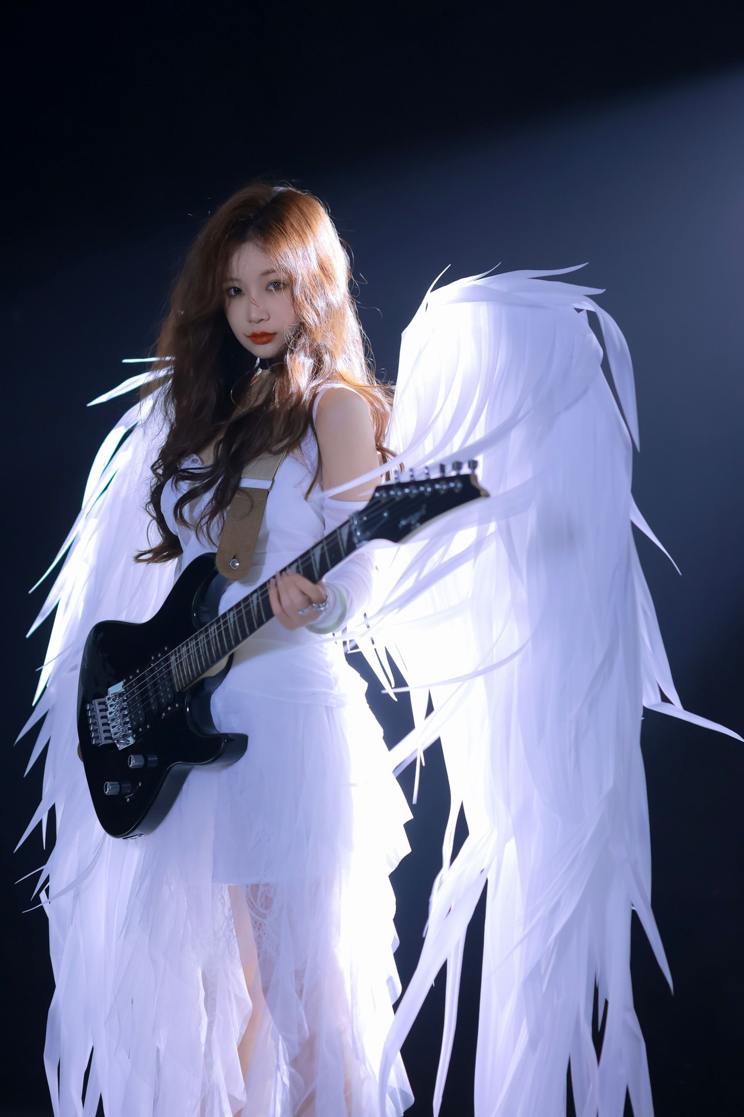 高冷小别兔 – 《摇滚天使》[22P]