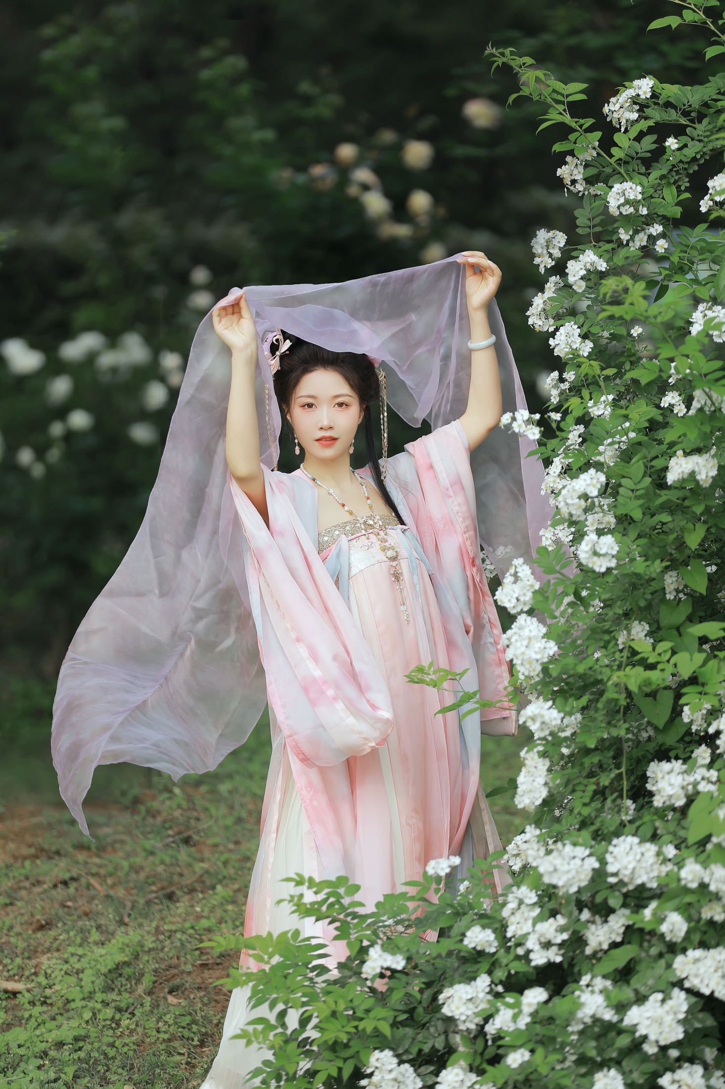 甜甜 – 《花间意》[22P]