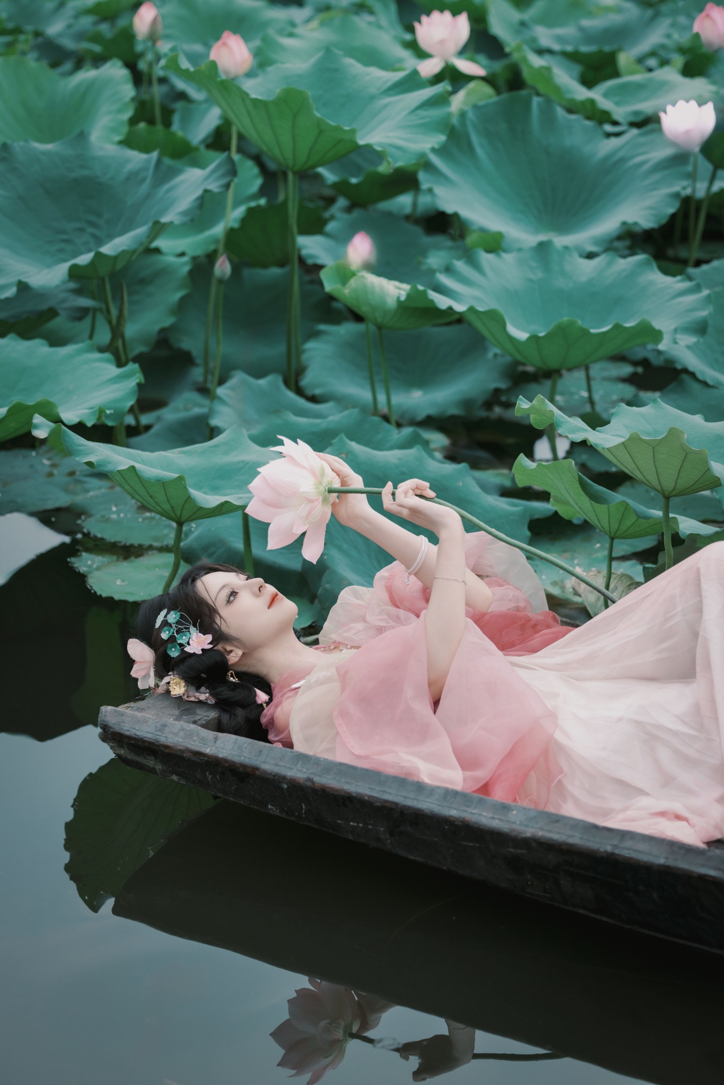 MINI蜜丽 – 《荷塘畔影》[28P]