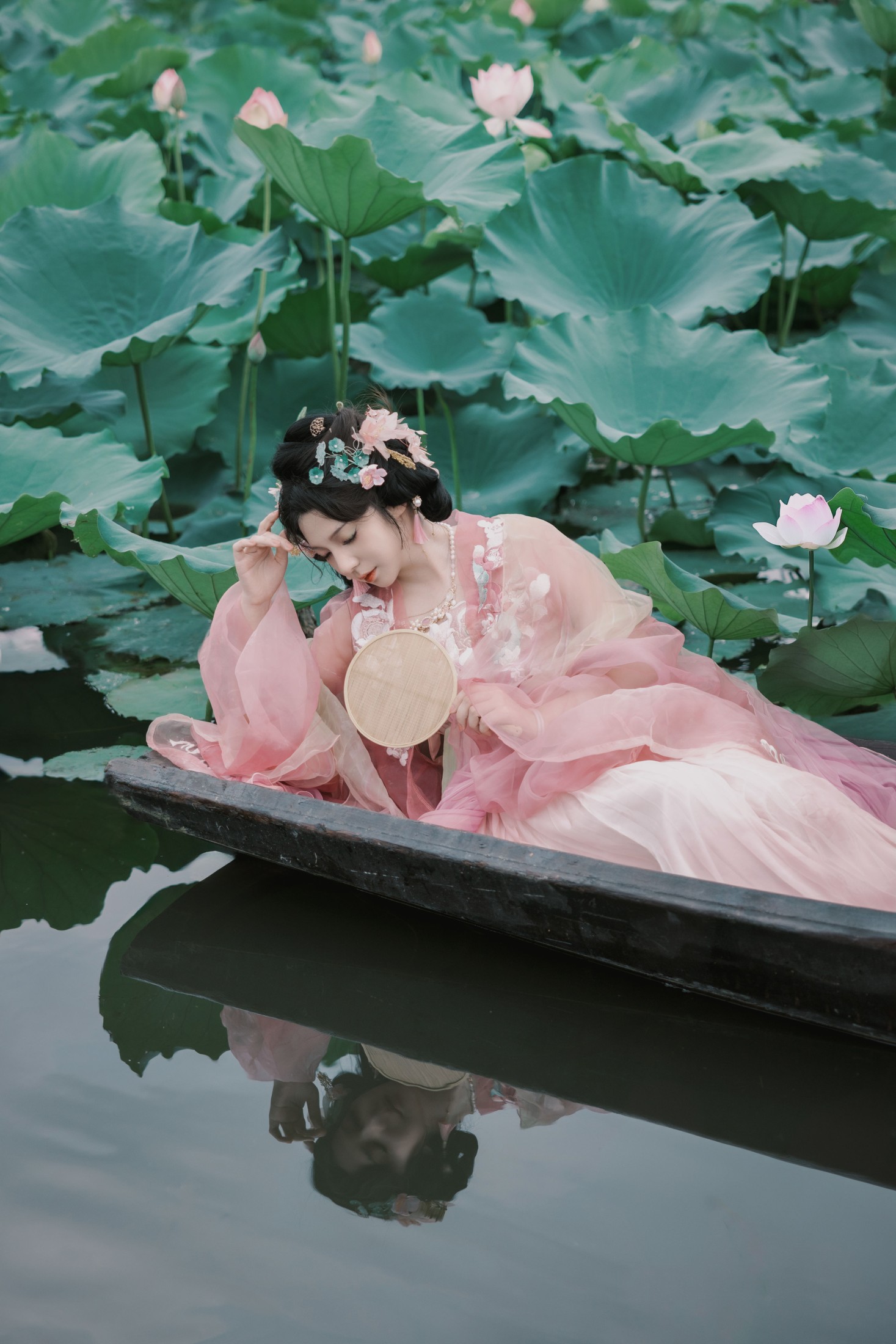 MINI蜜丽 – 《荷塘畔影》[28P]