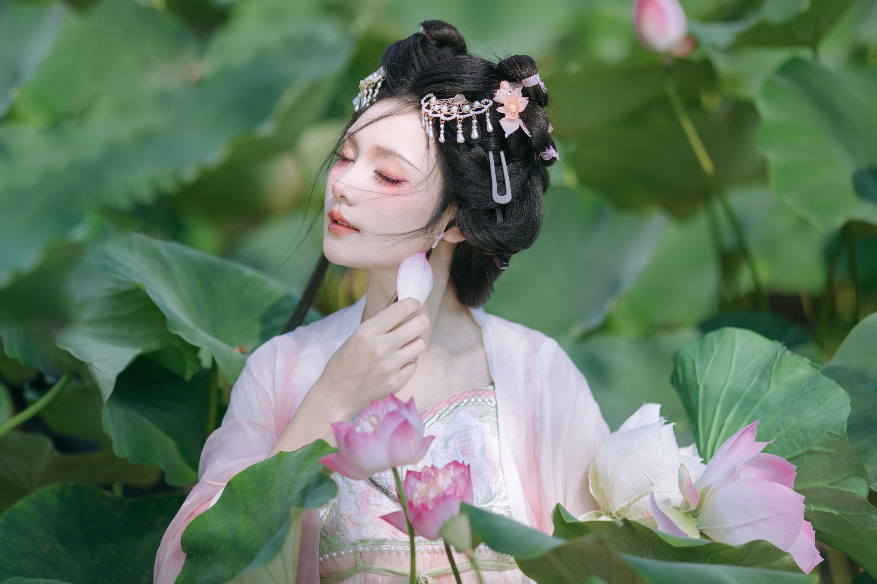 一枝沐瑶瑶 – 《小荷仙》[20P]