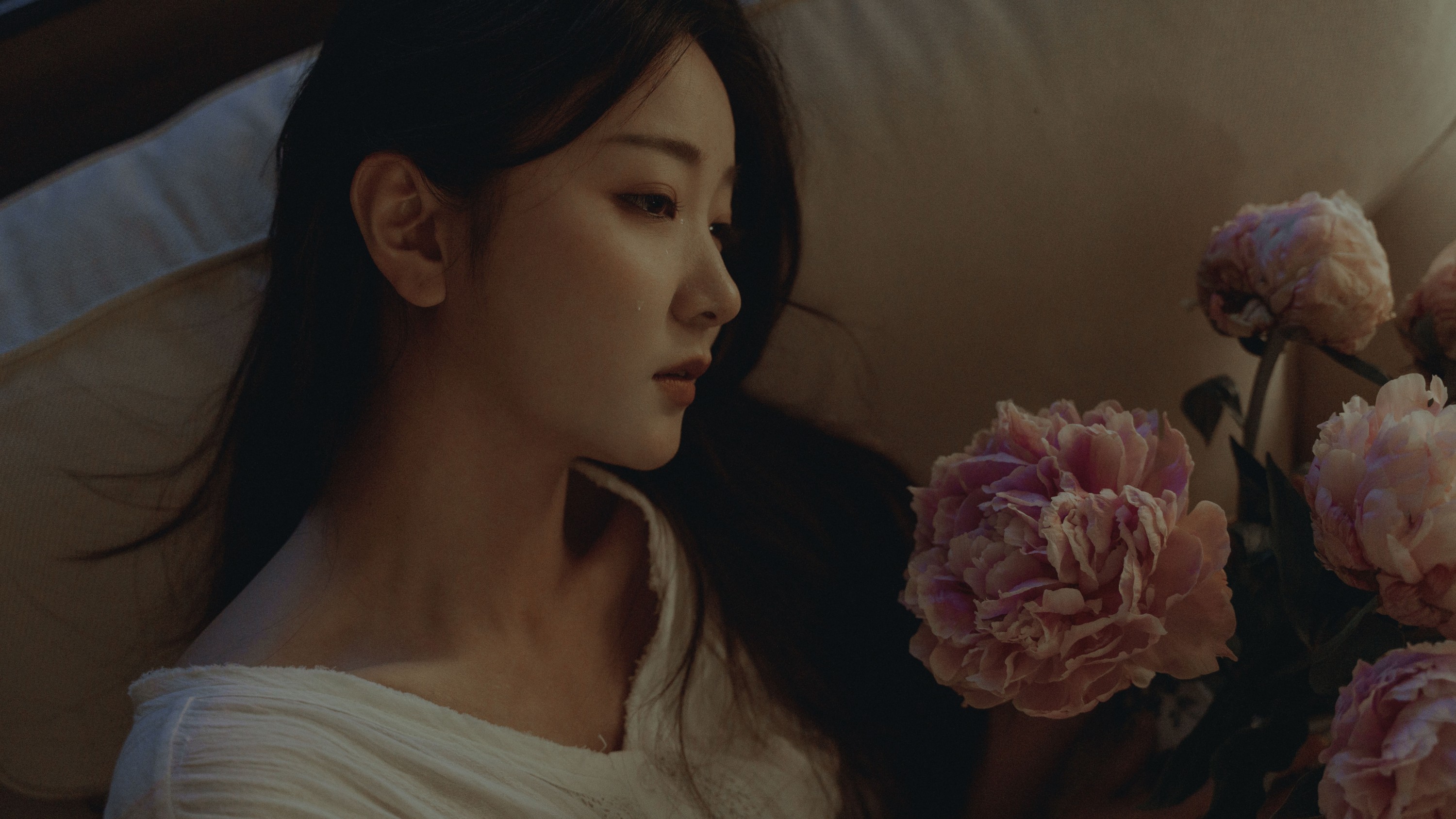 穆穆 – 《光景渐斜》[38P]