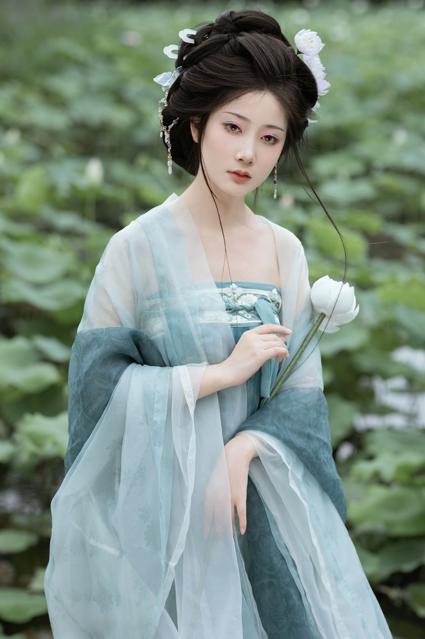 灵灵儿 – 《青荷》[31P]