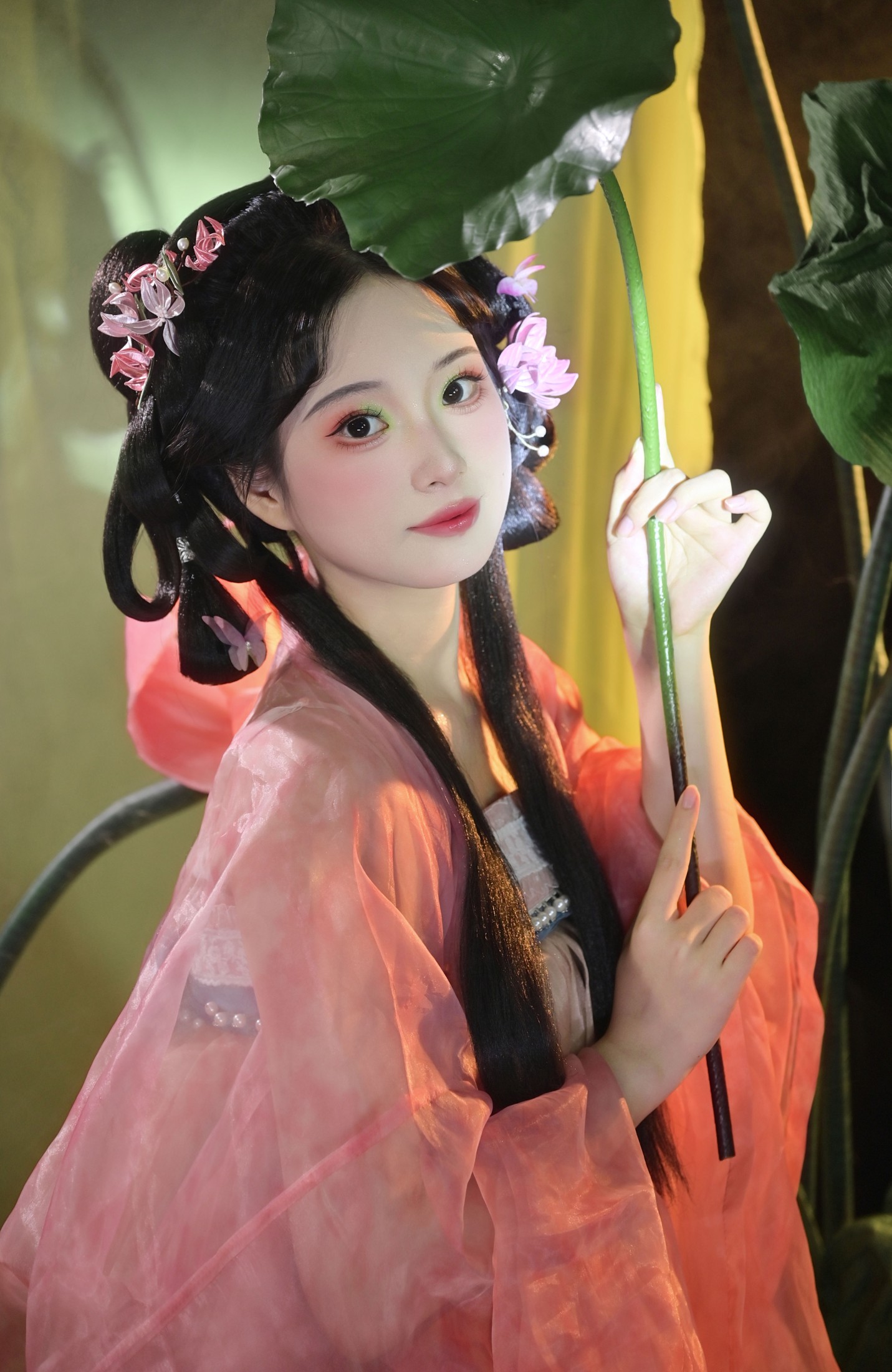 梨荼白 – 《荷花仙子》[22P]