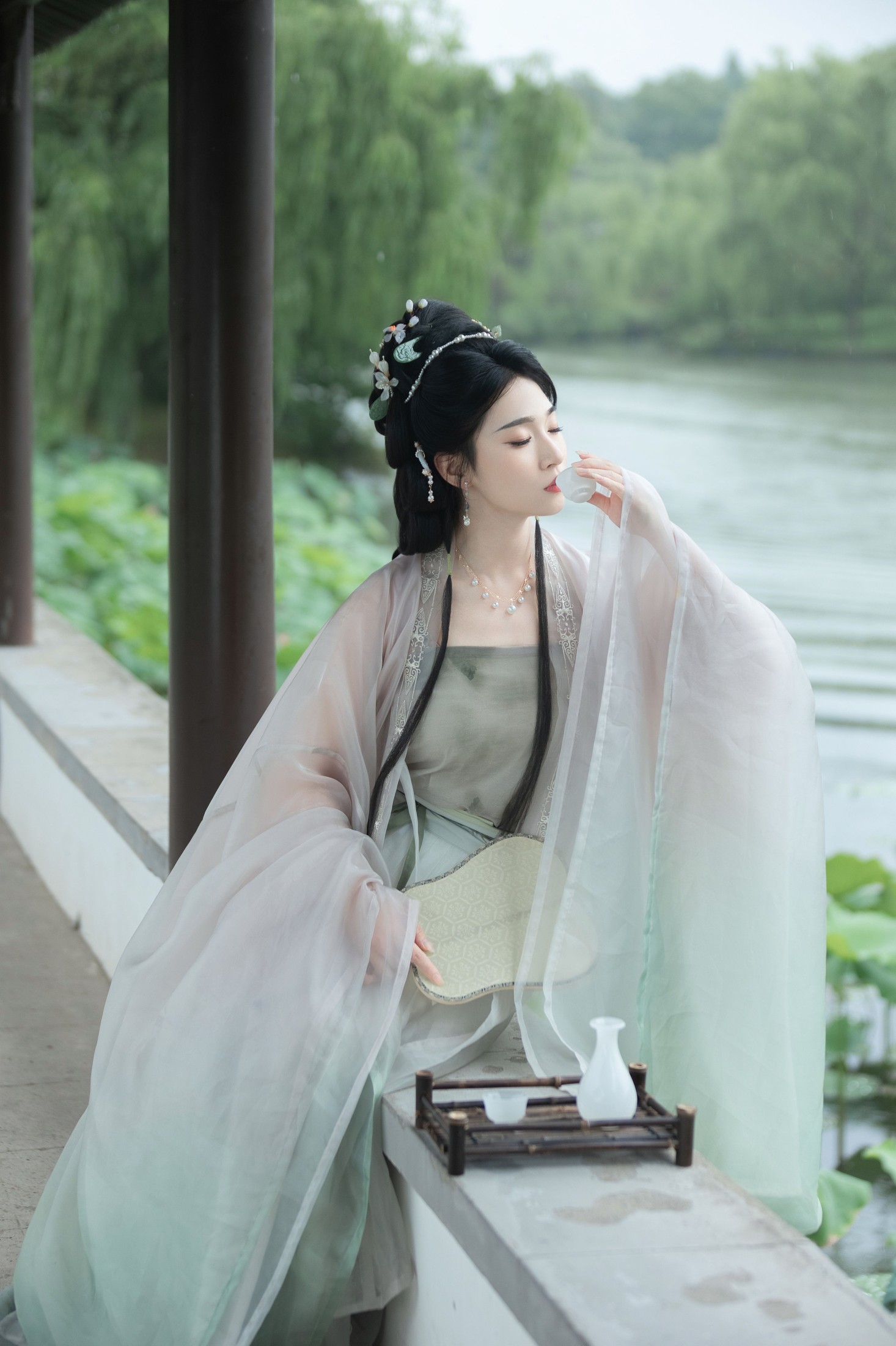 辣兔头 – 《梅雨赏荷》[29P]