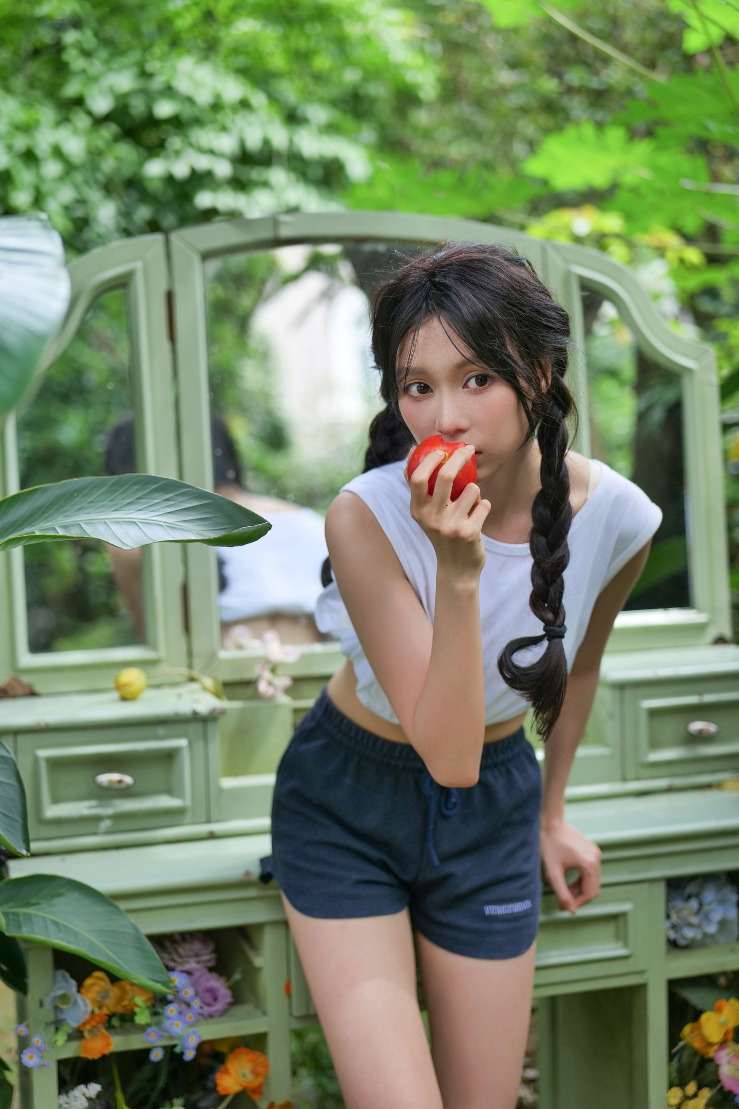 茵子吞籽儿 – 《花语少女·悠然时光》[31P]