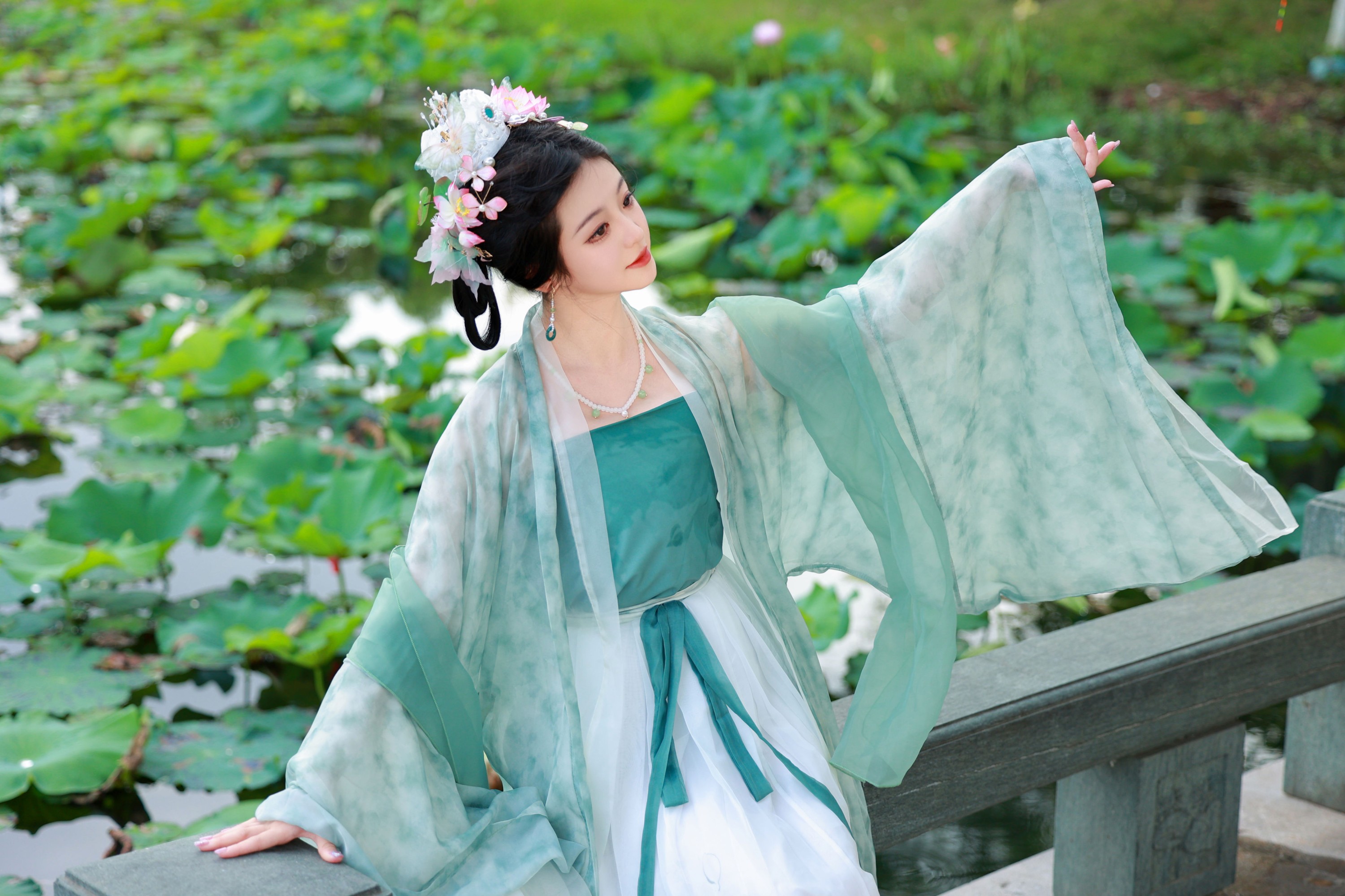 不可爱的禾禾喵 – 《清平调》[34P]