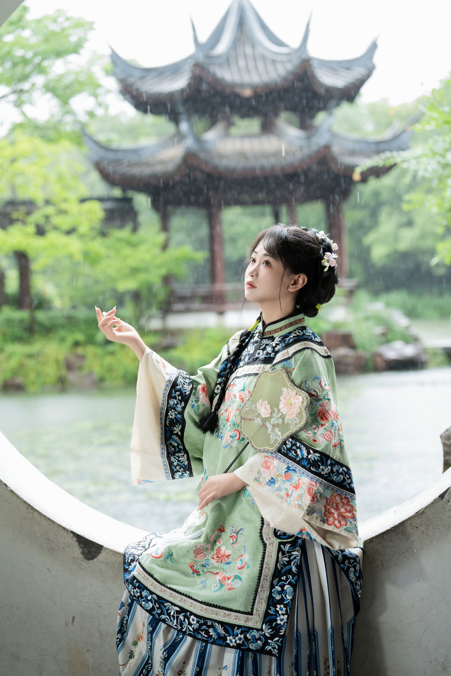 湫一只岁岁 – 《雨天的宿命感》[24P]