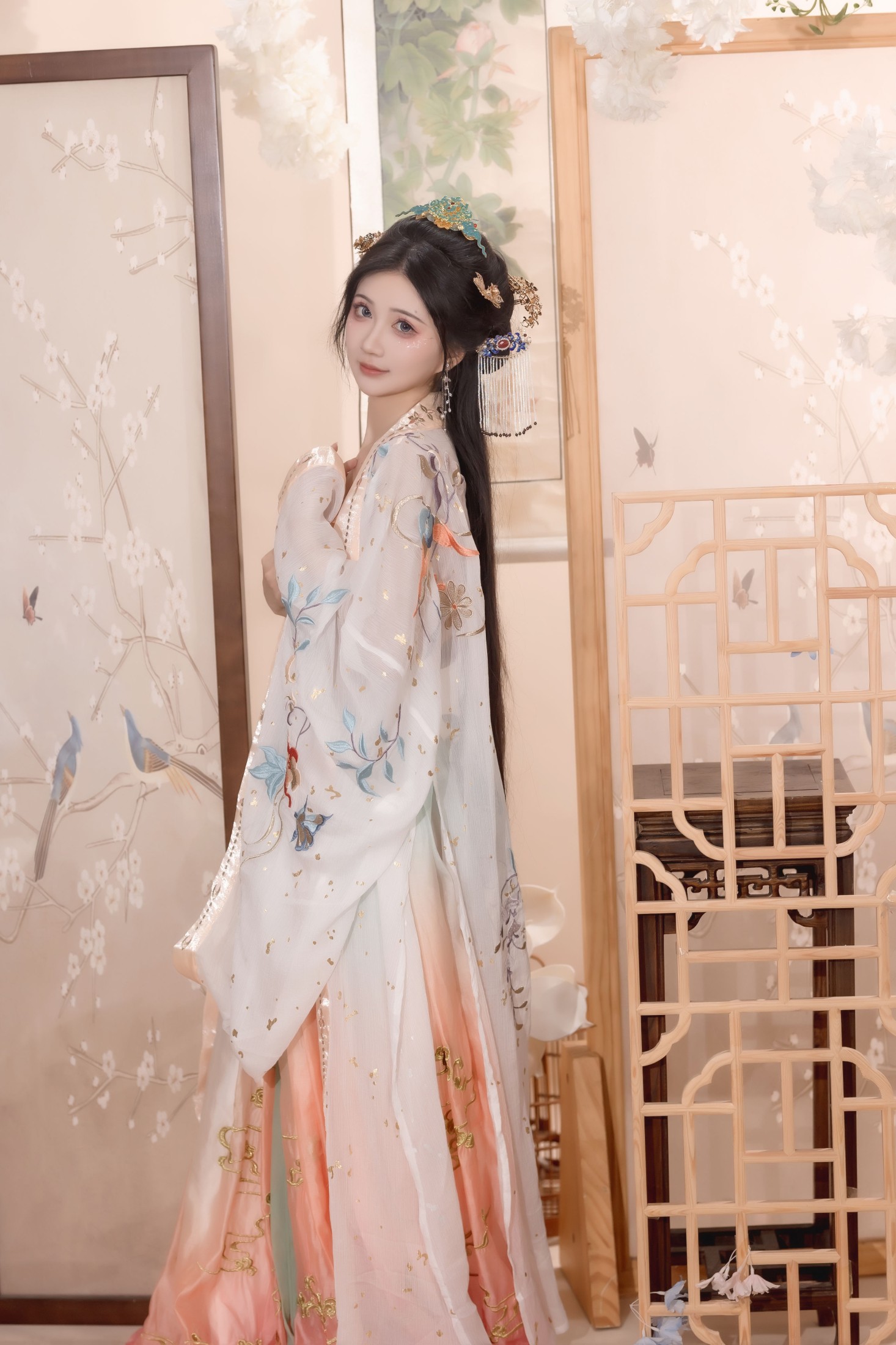 绮罗生的小苏苏 – 《盼千帆》[27P]