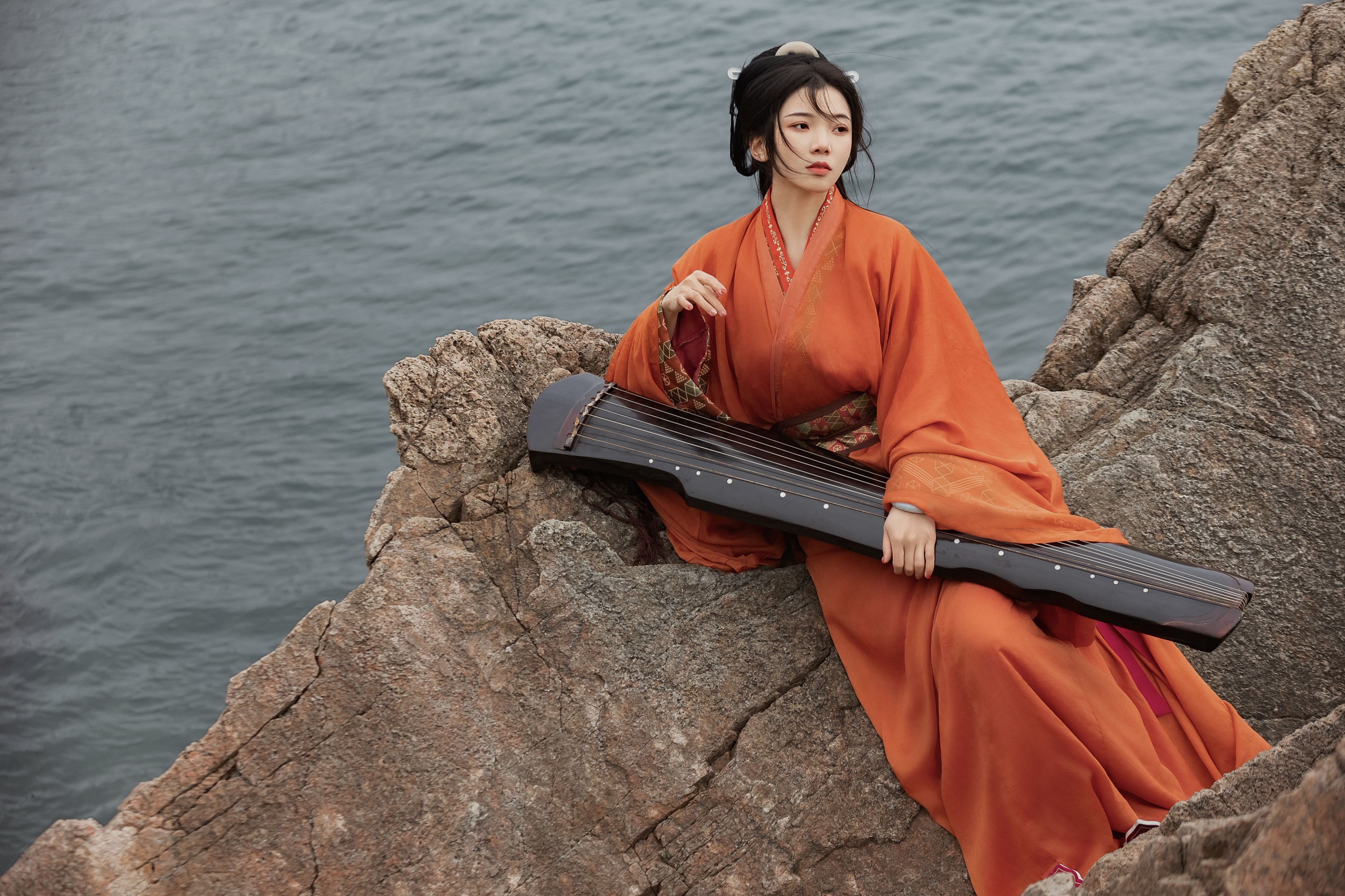 晚风珊珊 – 《观沧海》[25P]