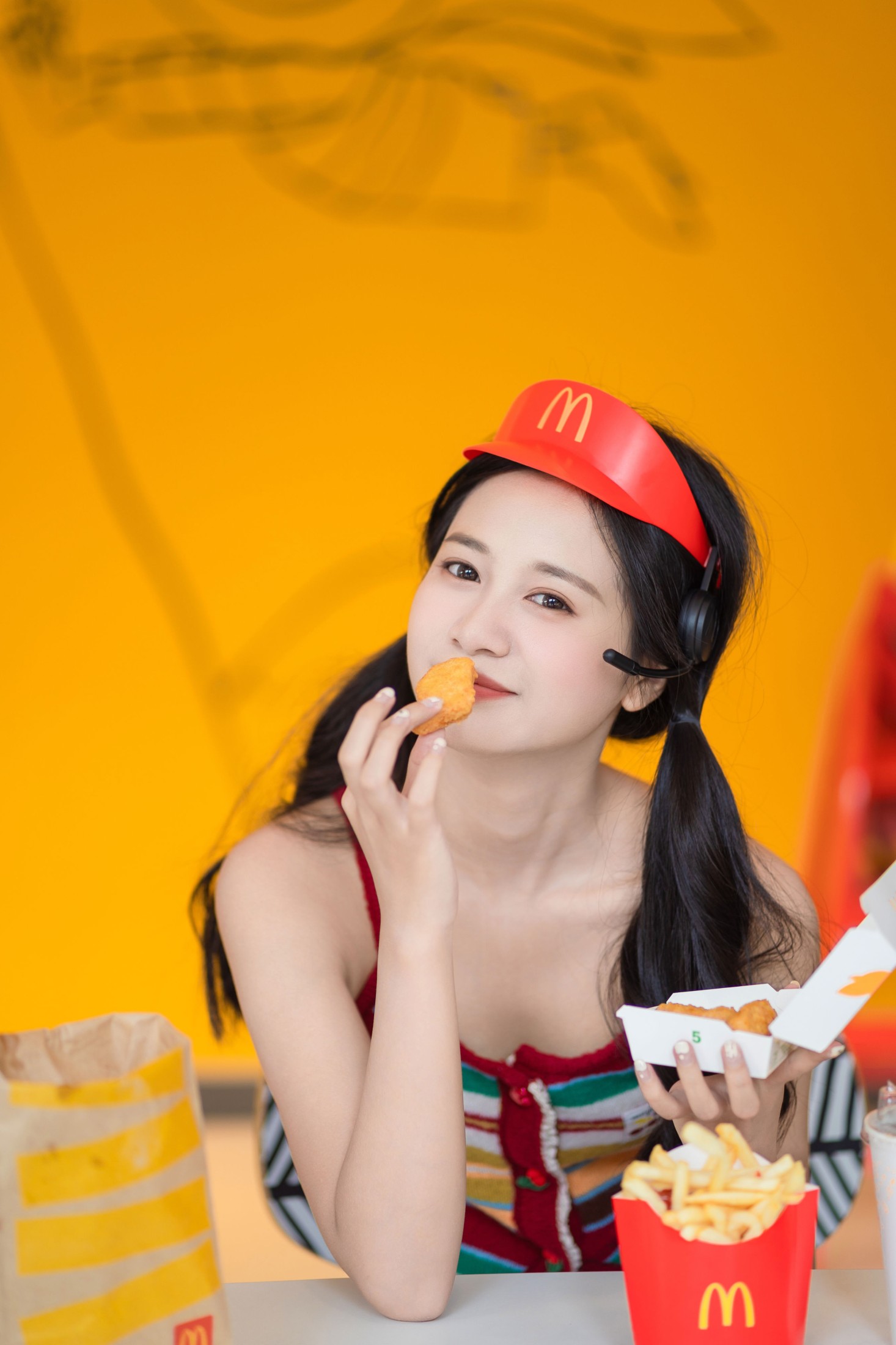 橙子舒 – 《今天是麦当劳女孩》[23P]