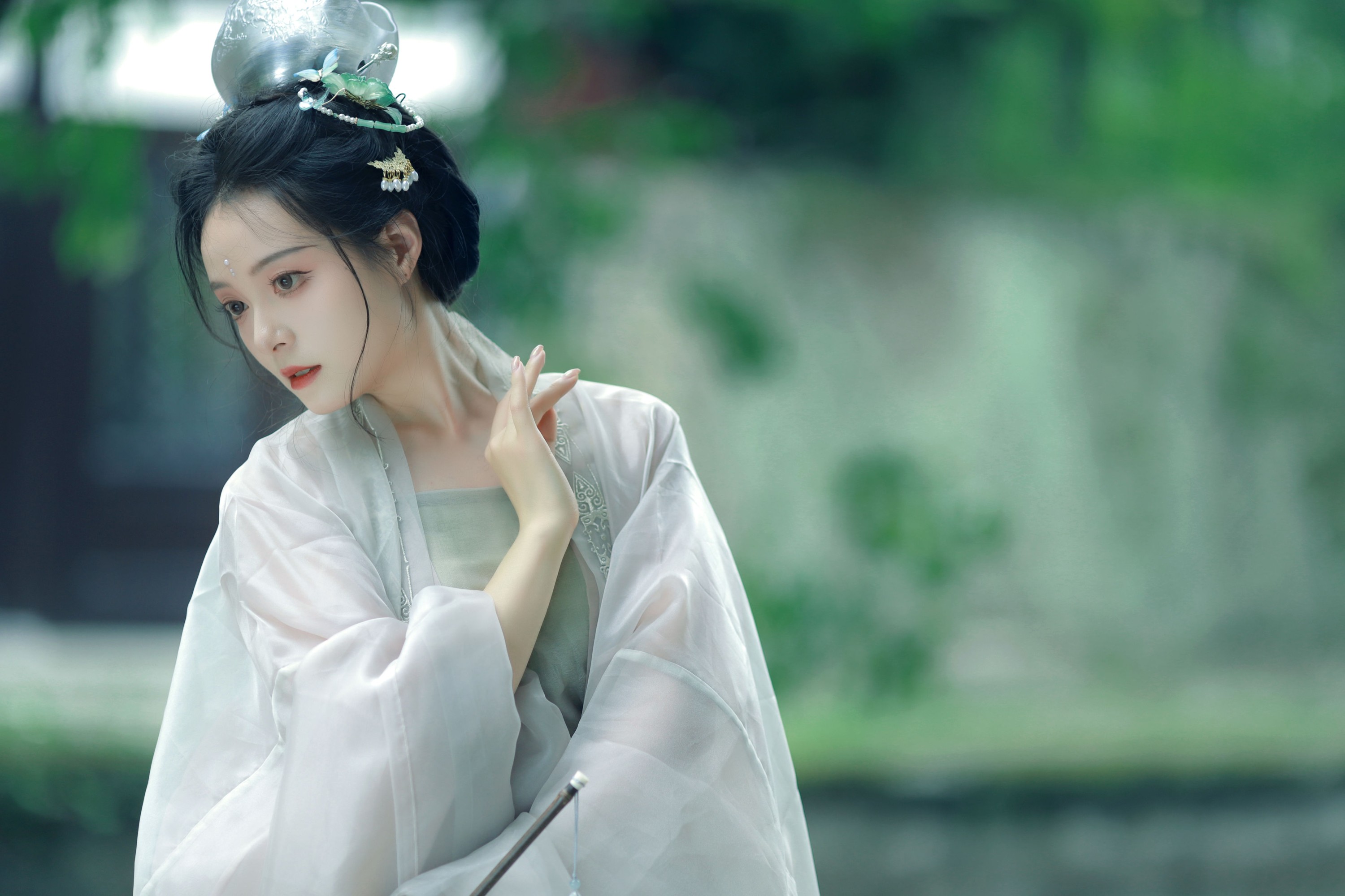 岁岁如意 – 《观荷》[22P]