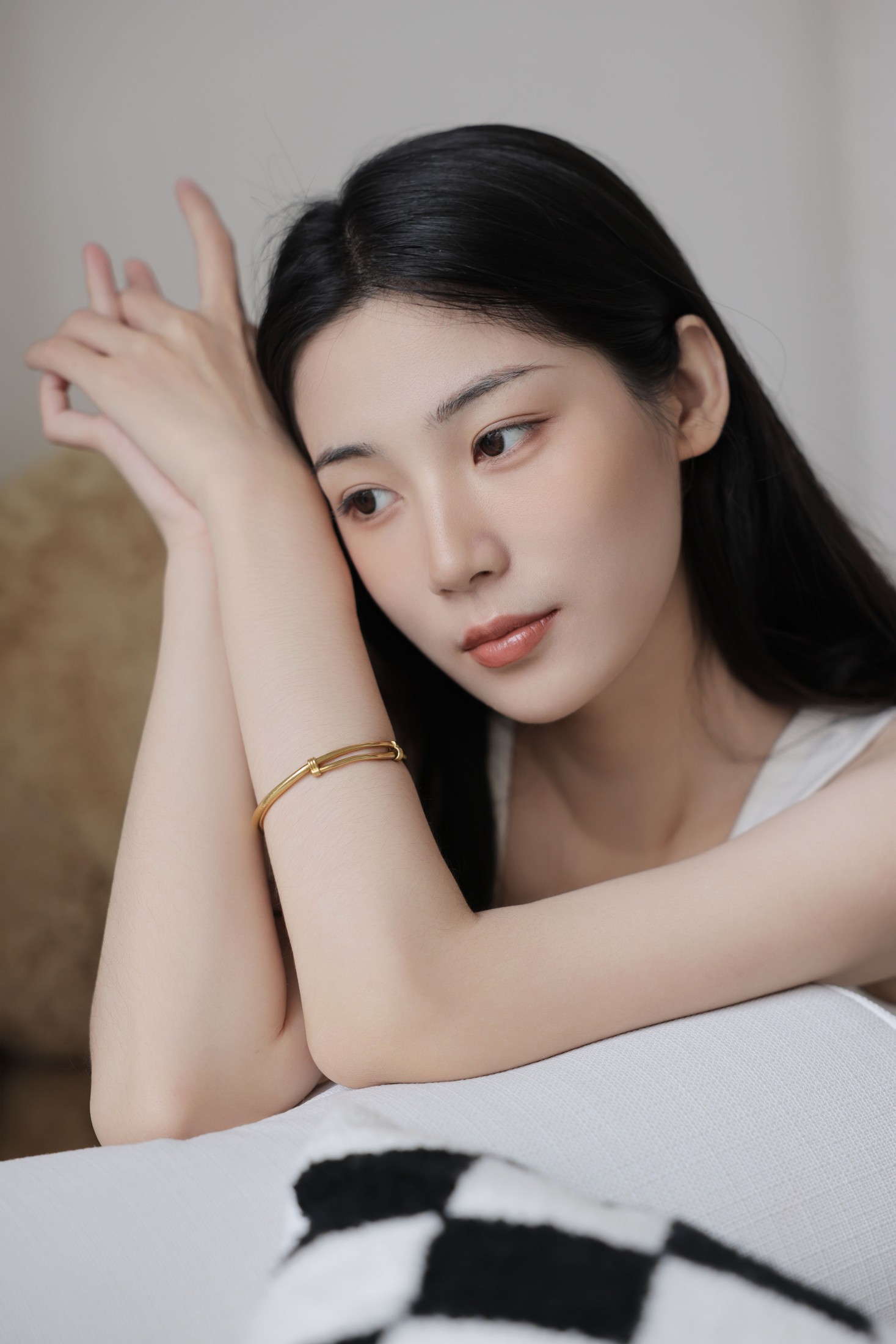 见南山 – 《白》[22P]