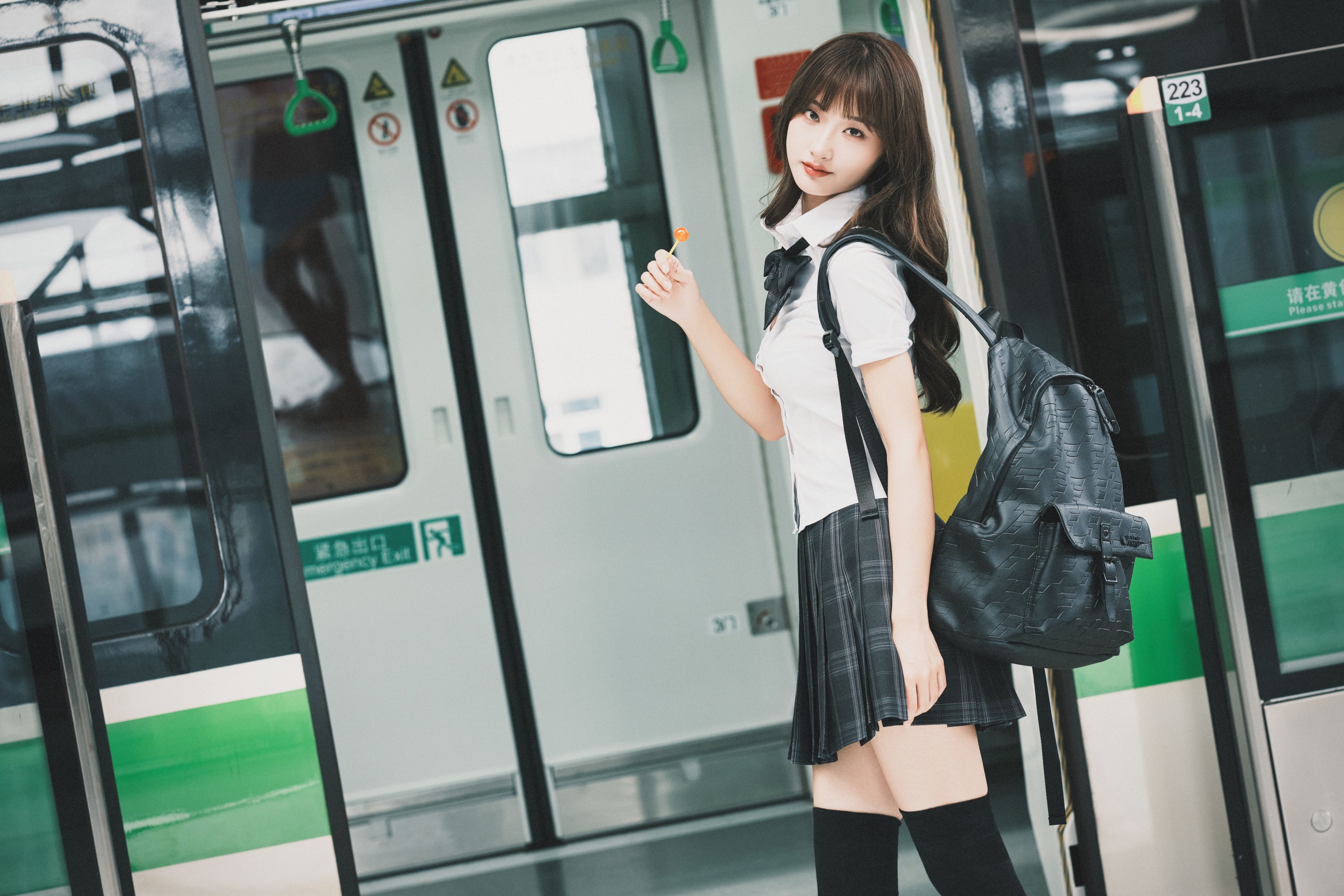 陈年小九 – 《jk御姐》[48P]