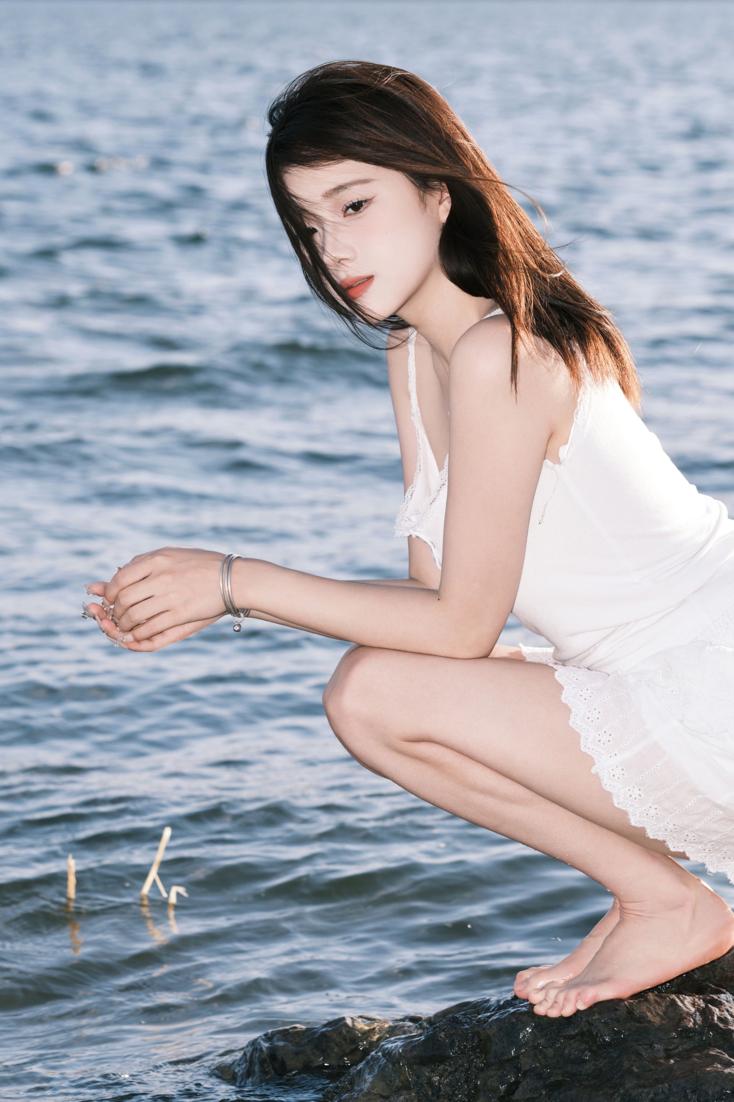 To小北 – 《海边少女》[25P]