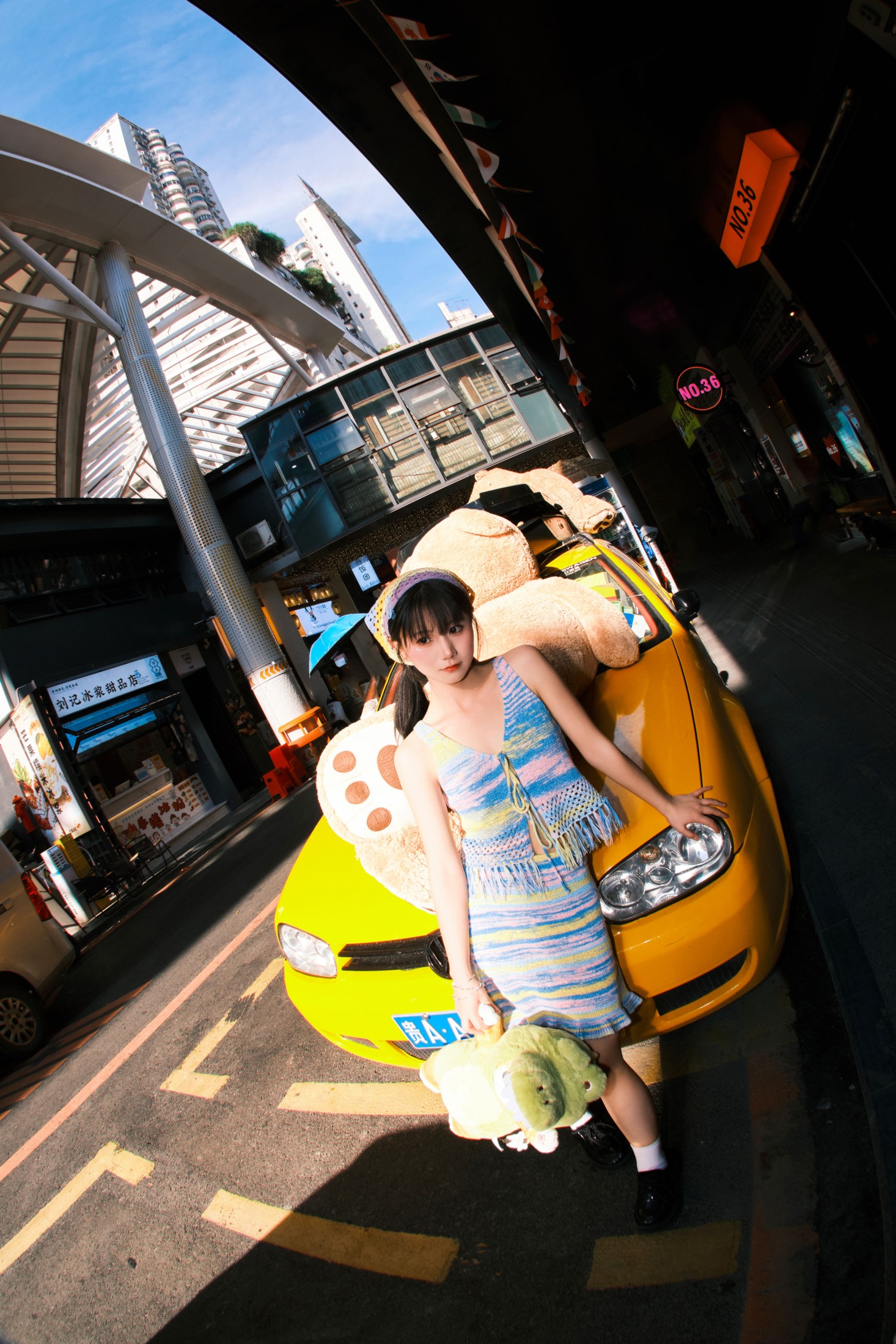 肉宋堡 – 《多巴胺鱼眼街拍》[22P]