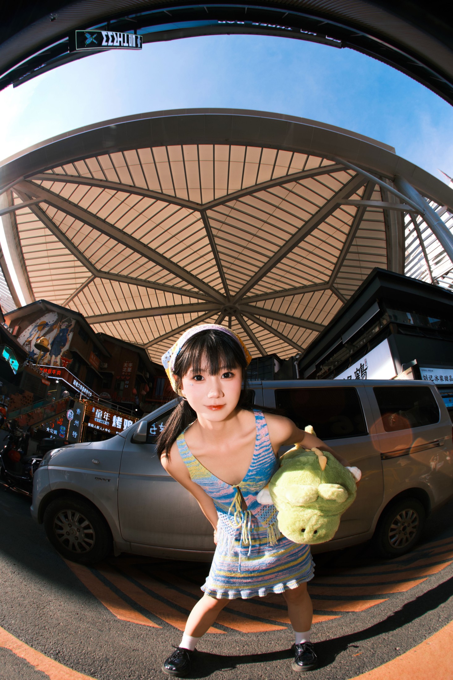 肉宋堡 – 《多巴胺鱼眼街拍》[22P]