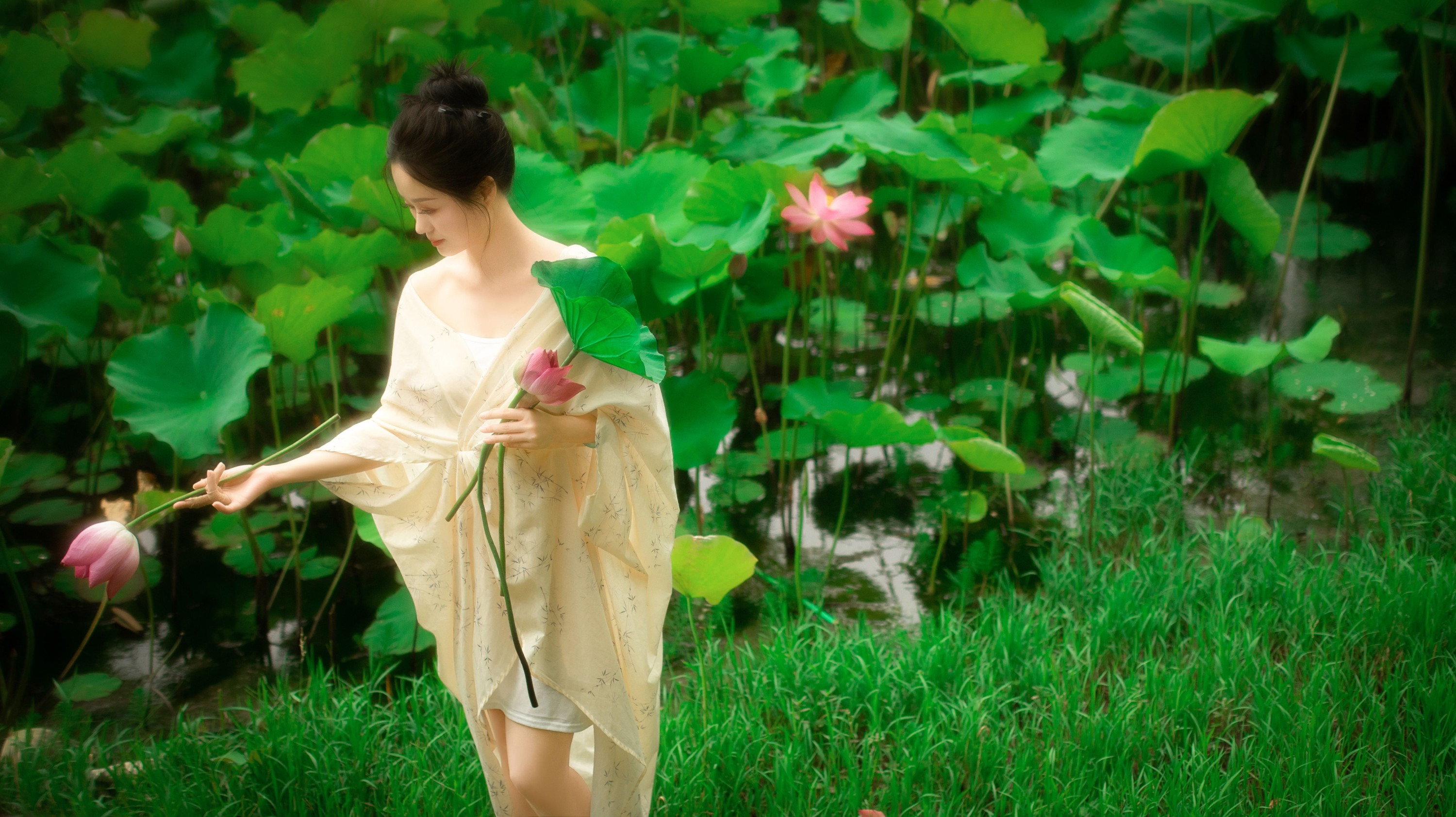 二十四时 – 《夏至未至，娇荷已开》[22P]