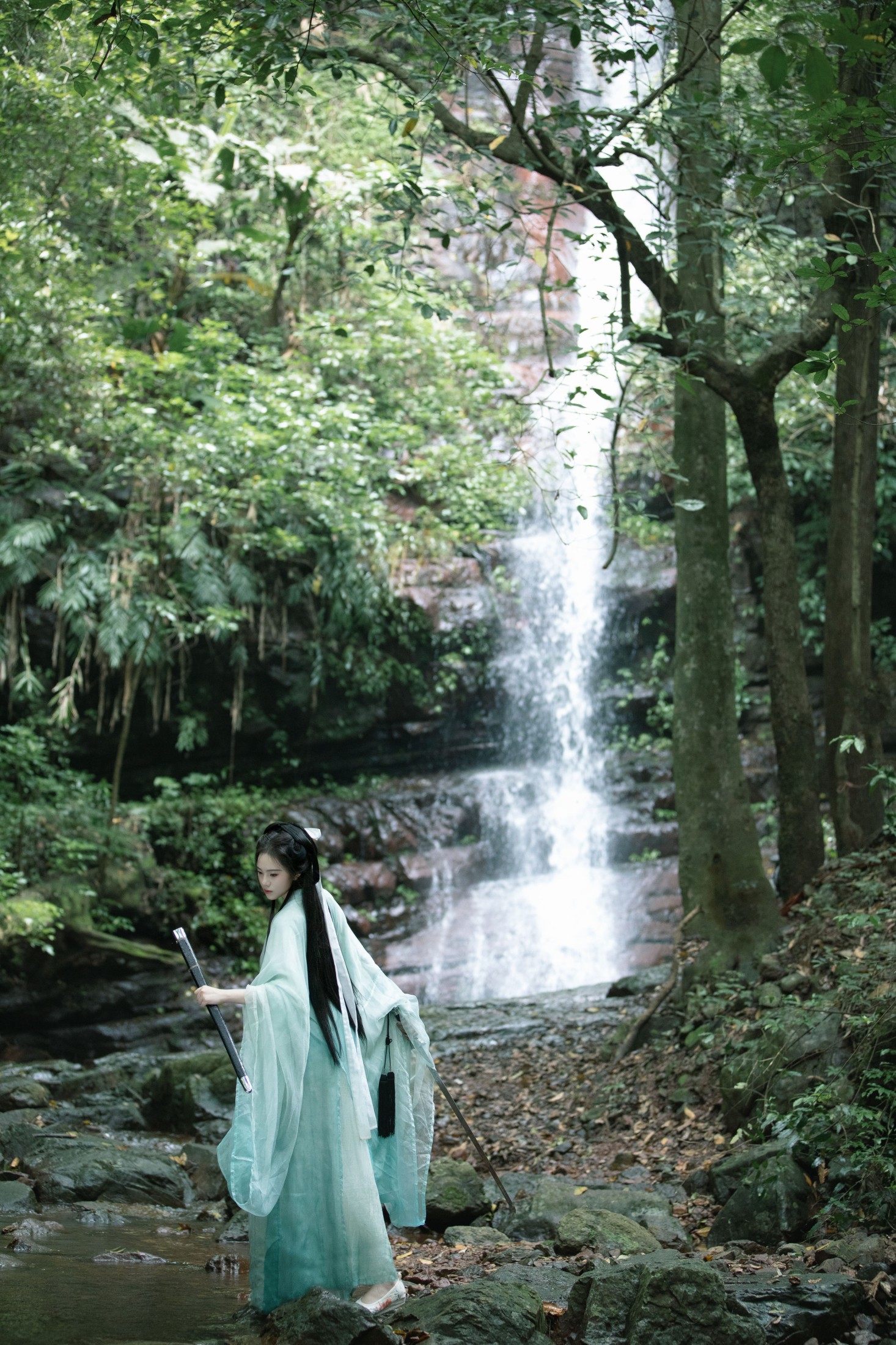 玲玲 – 《剑意》[27P]