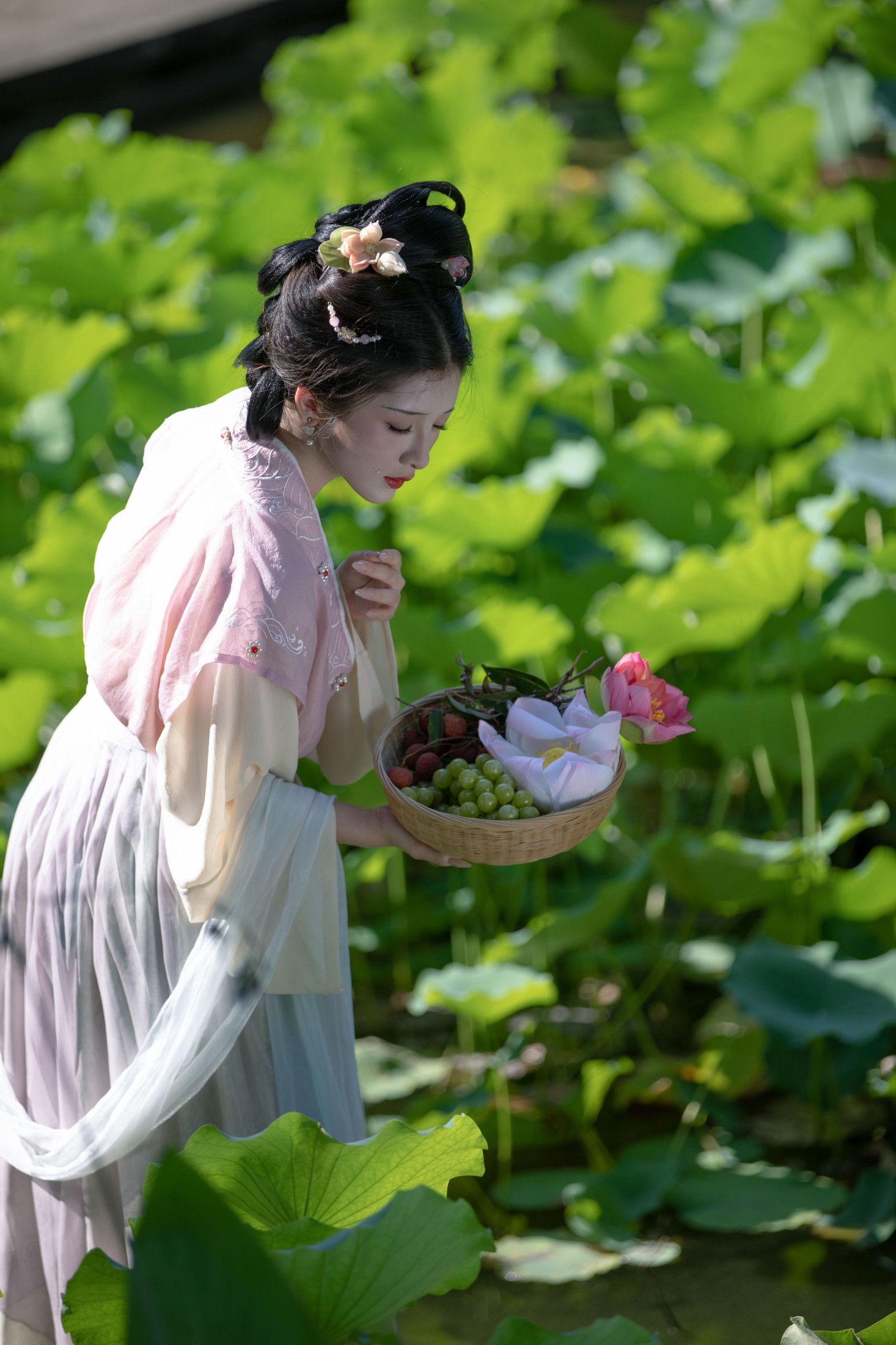 ooOkeah – 《荷风送香》[38P]