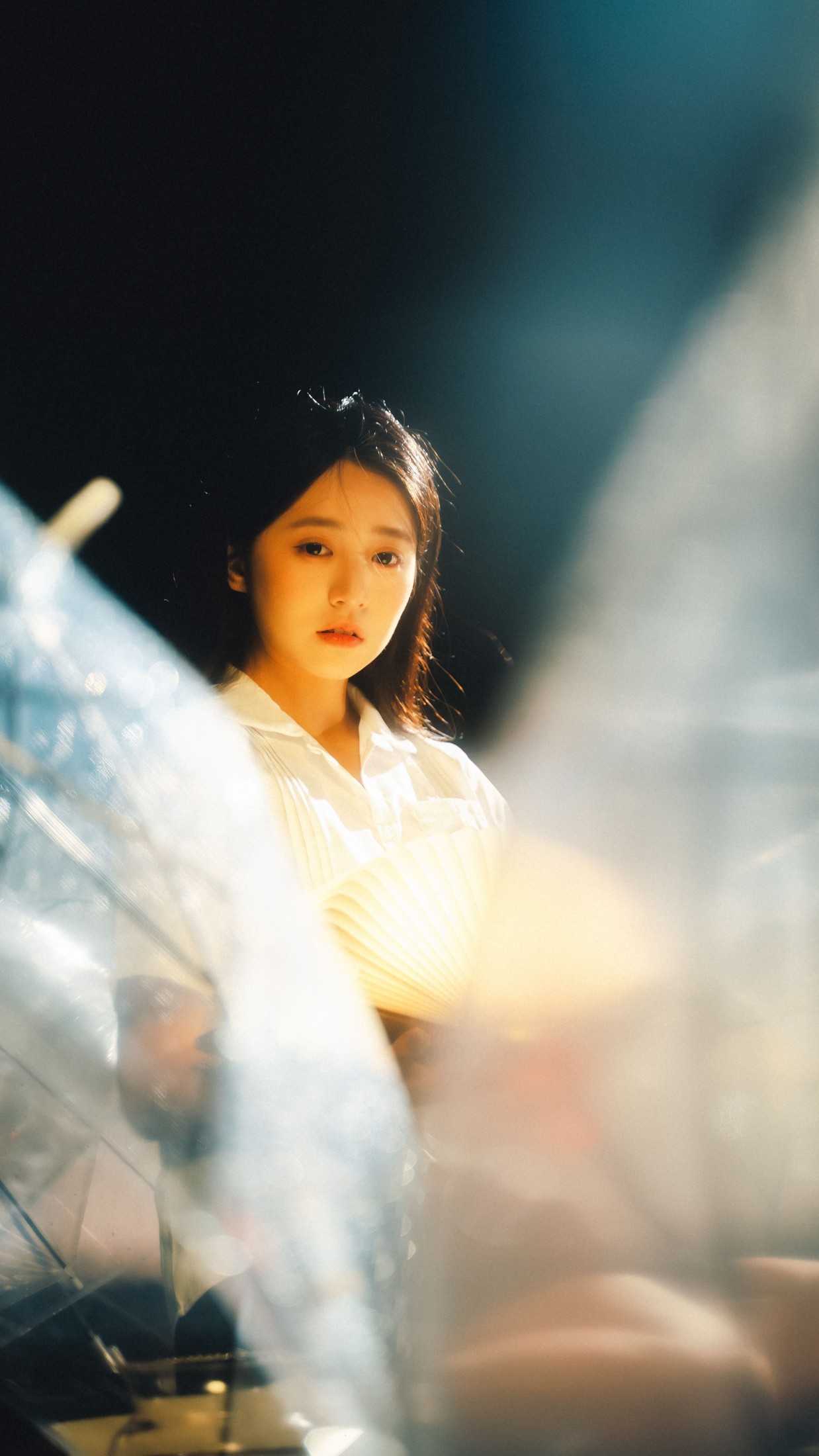 小亿 – 《爱恋如雨》[28P]