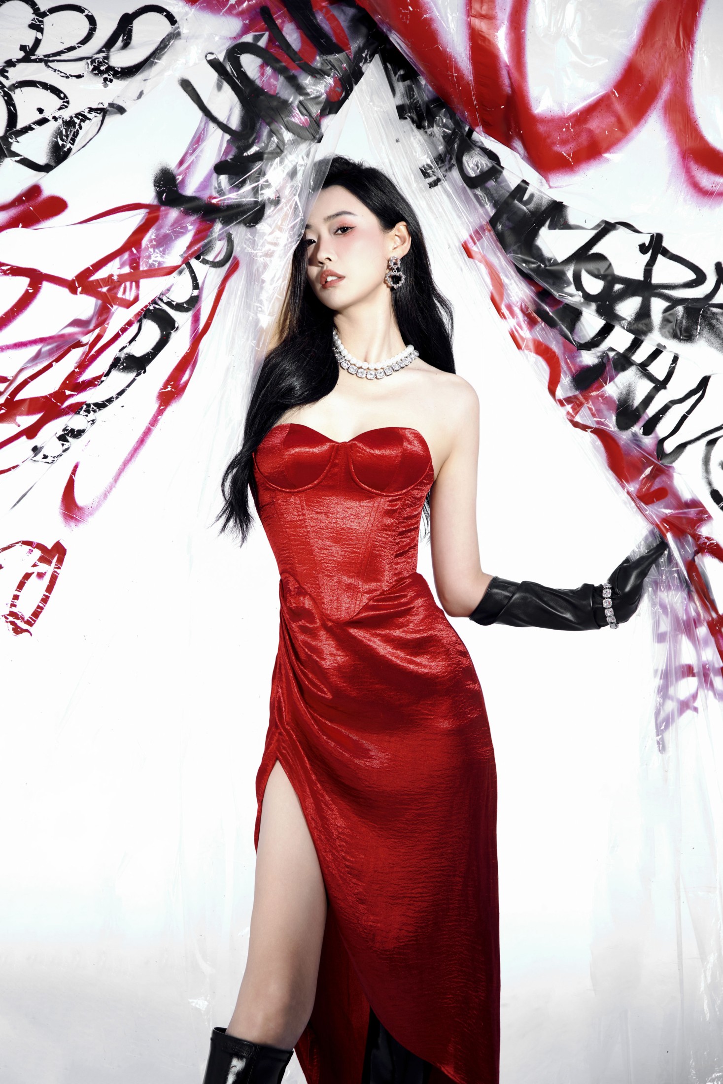 一乔 – 《Red Mountain》[22P]