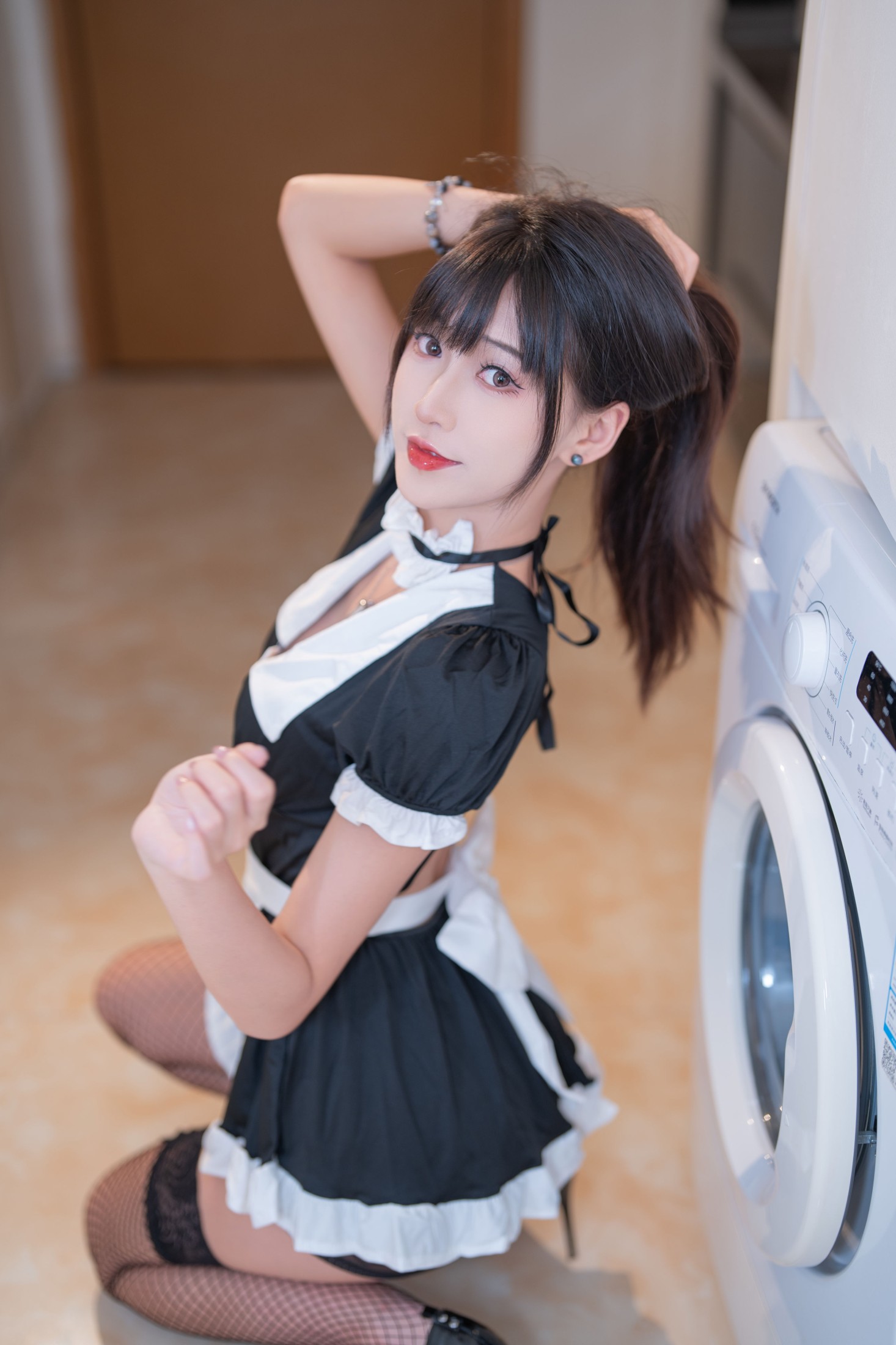 爱吃蛋糕的小音 – 《COS女仆》[22P]