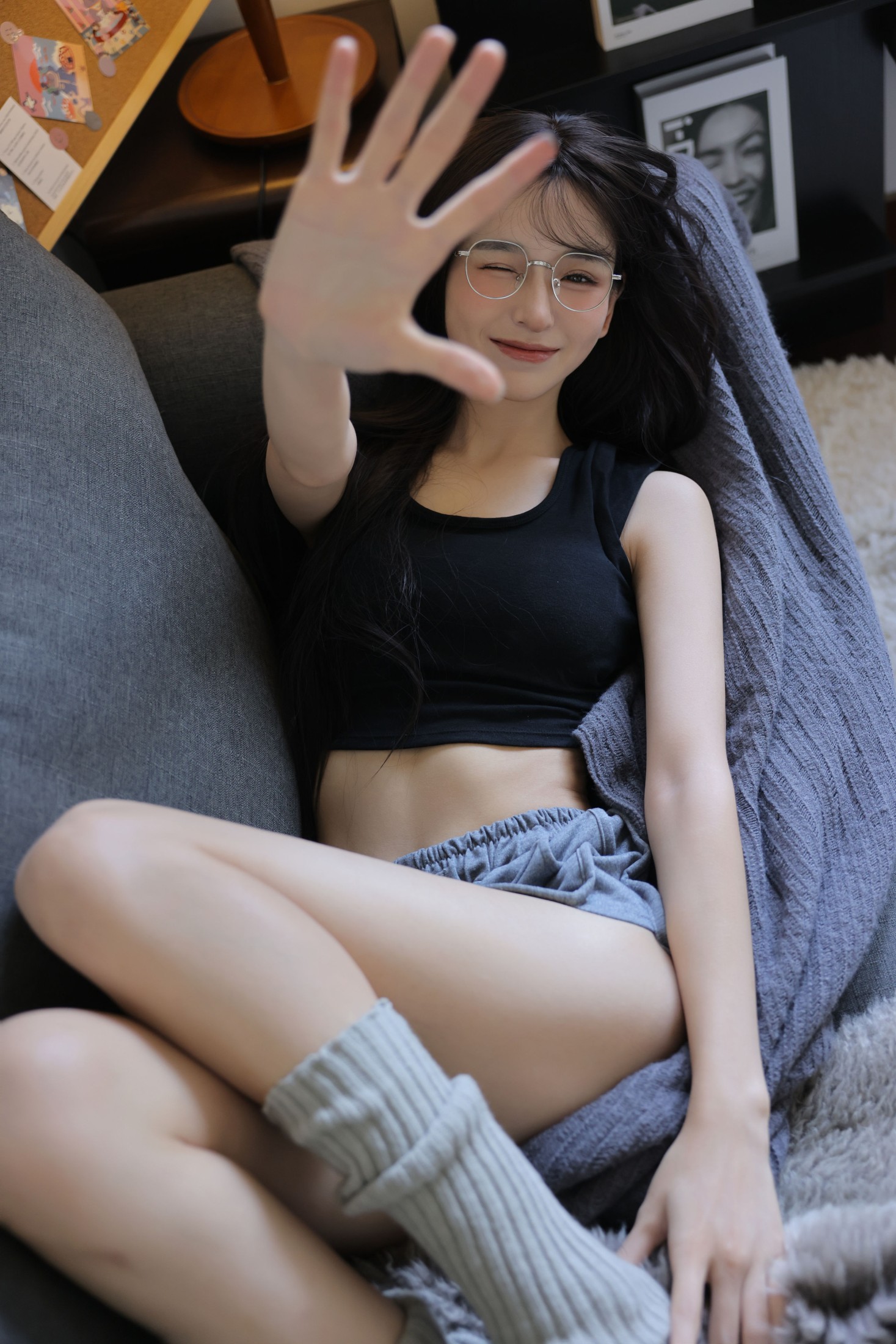 昱佟佟 – 《阴天》[23P]