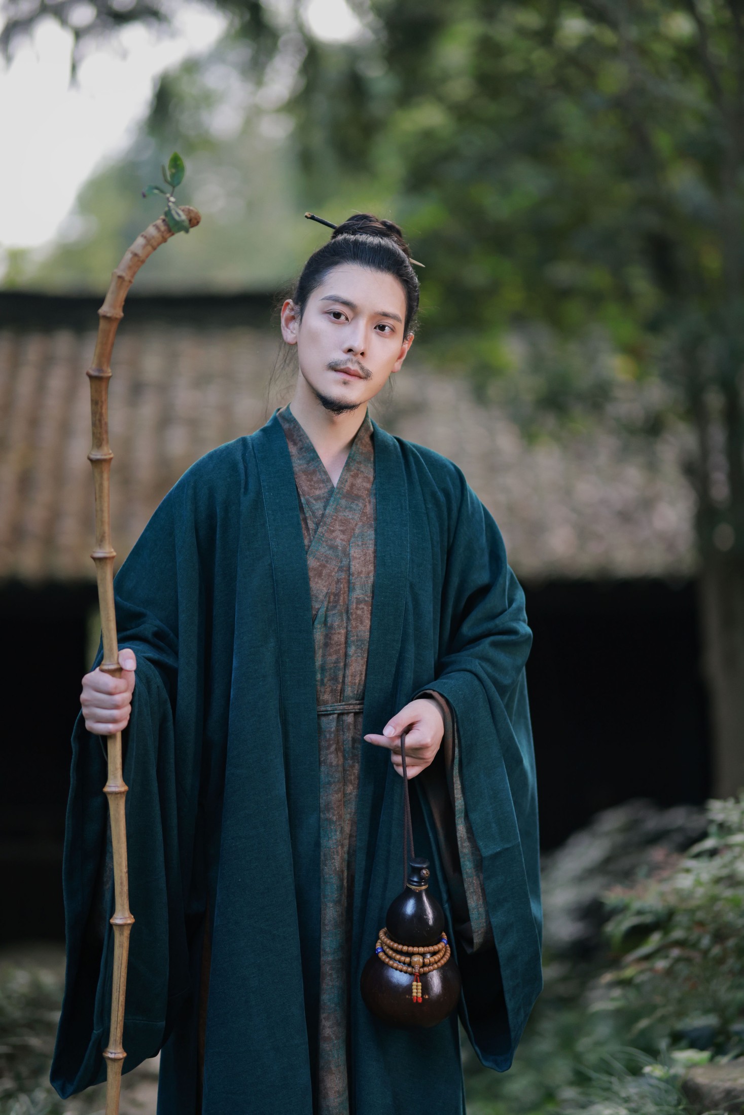 庄翰_Roya 子怡 – 《溪山》[20P]