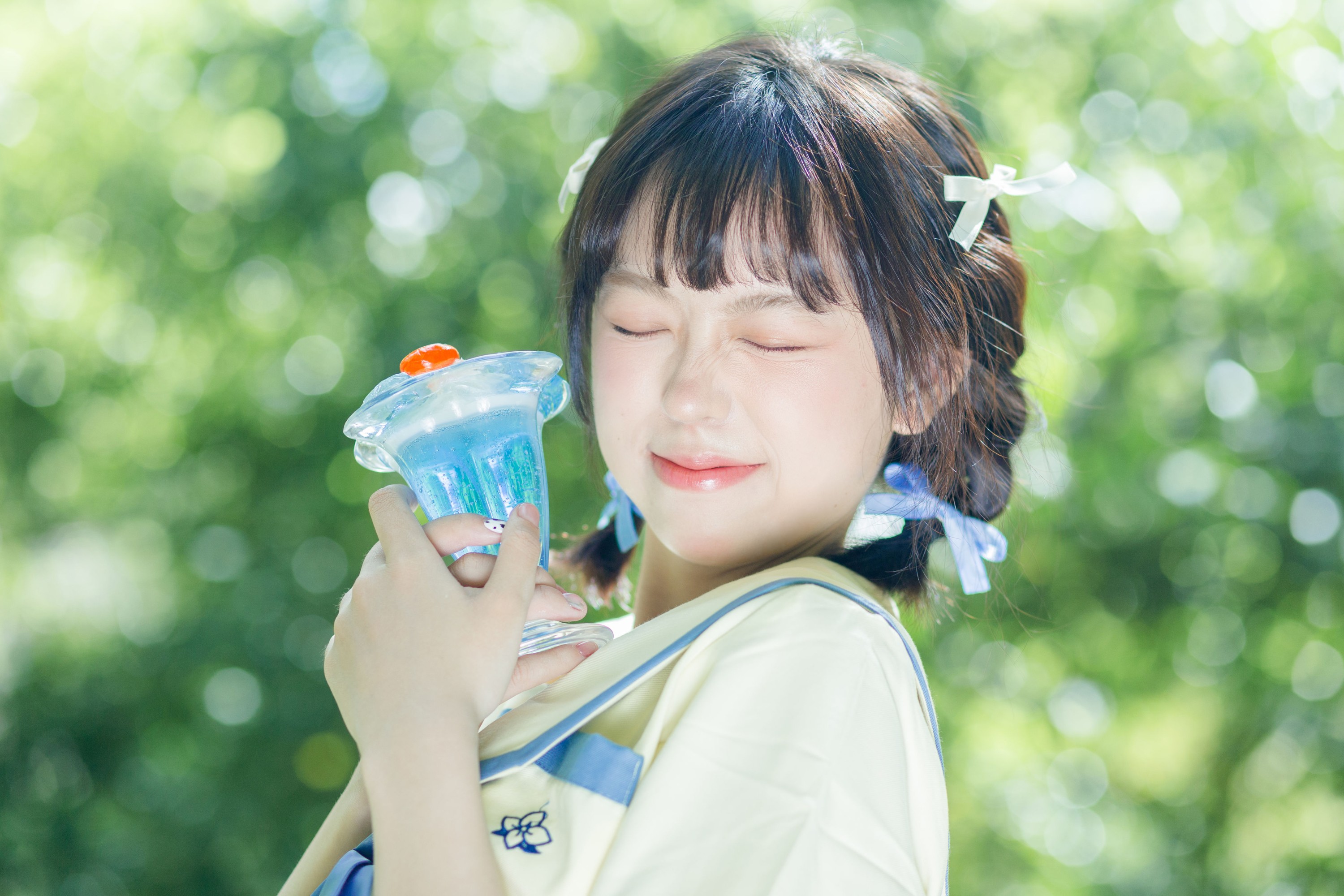 哈吉麻花 – 《做和泡泡有关的梦》[26P]