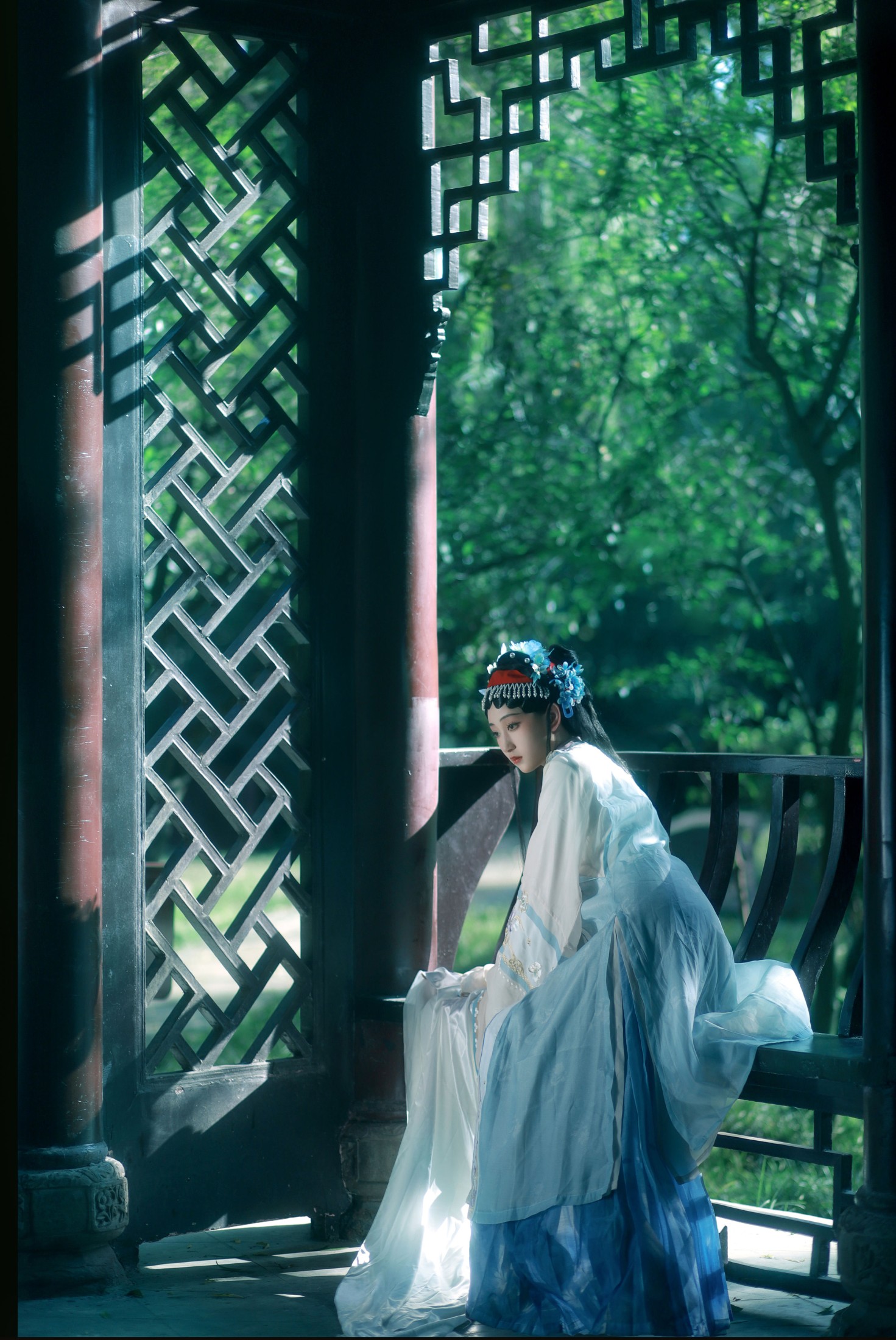 走马 – 《观戏》[22P]