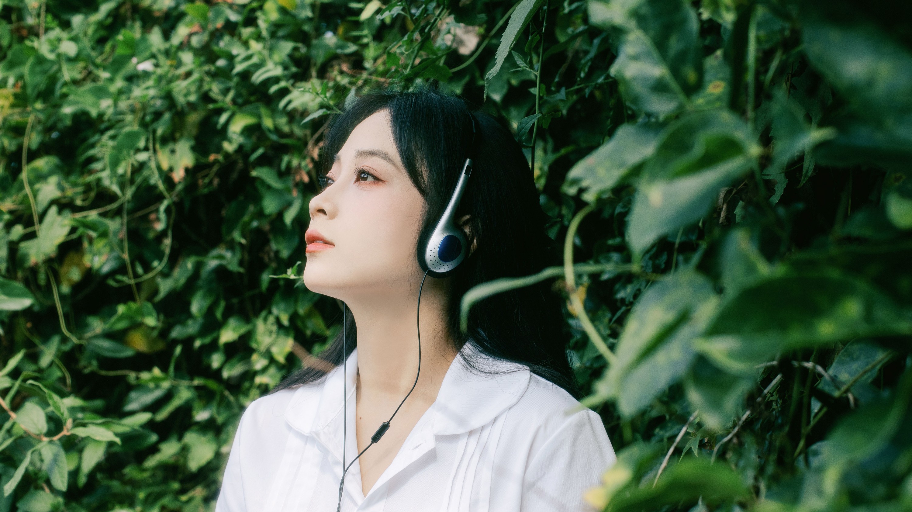 美女不吃榴莲 – 《午后》[31P]