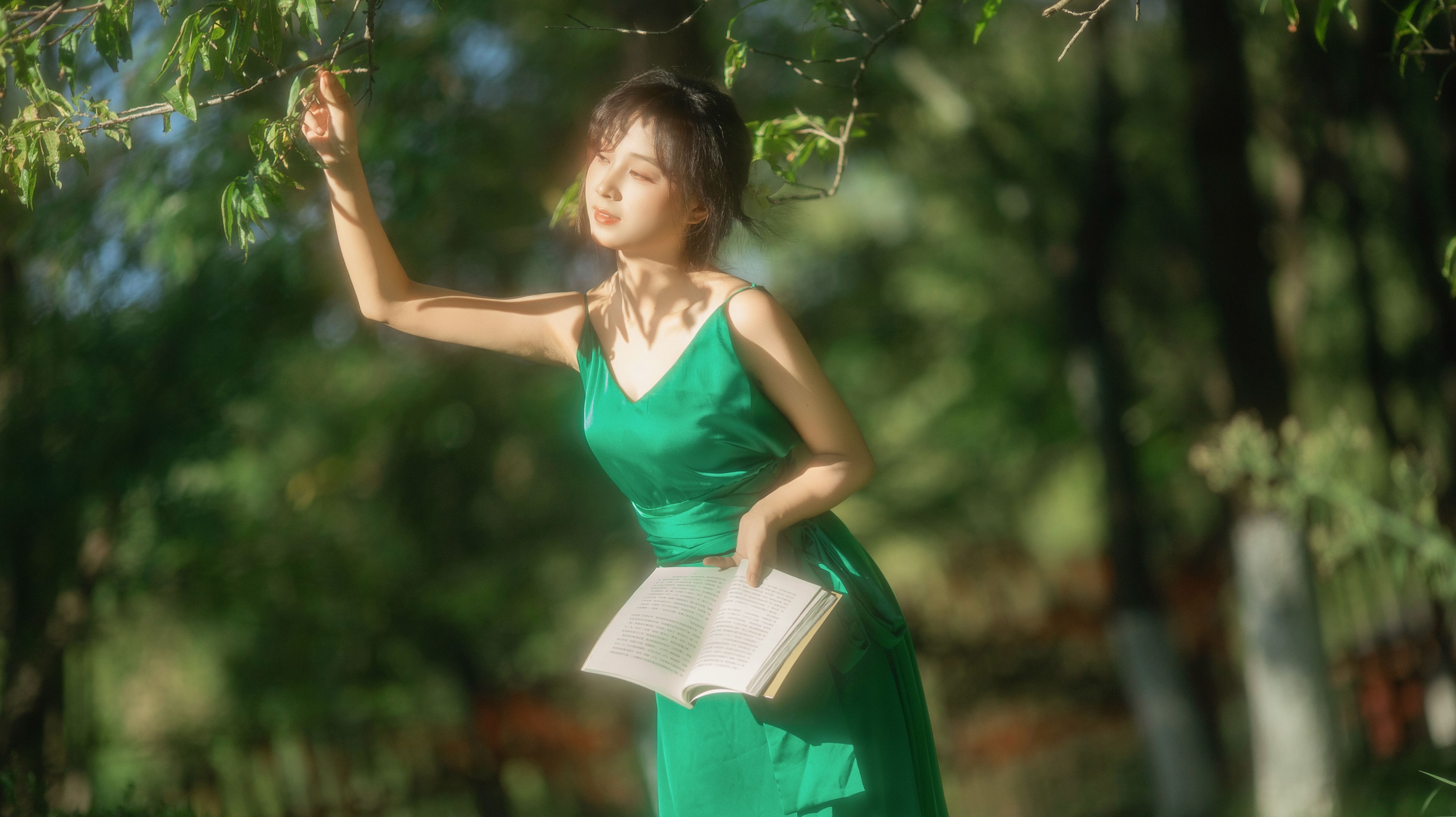 美女不吃榴莲 – 《斑驳的光影》[26P]