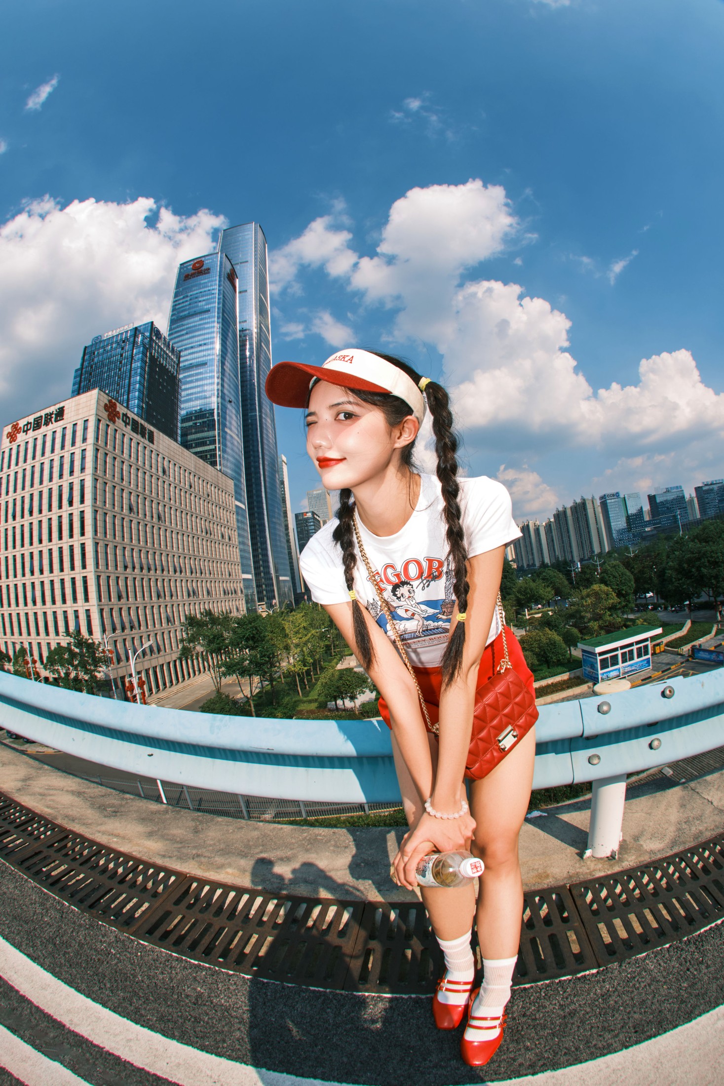 多米Domy – 《鱼眼娃娃》[24P]