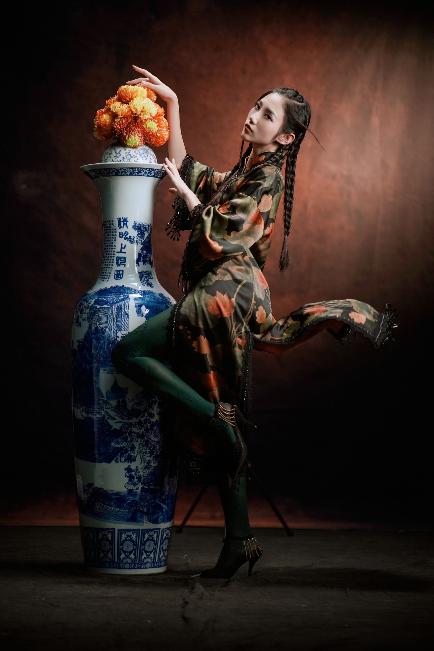 o1ne万 – 《时尚岭南瓷器魅力》[22P]