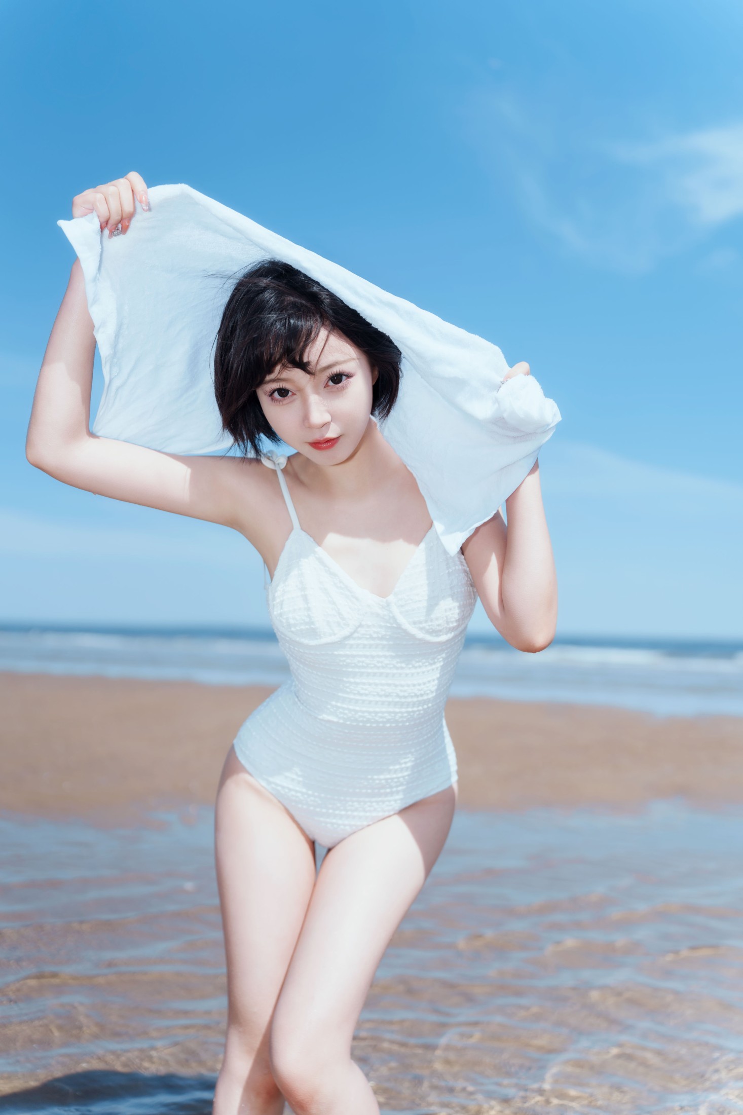 Disexi思宁 – 《沙滩上的一抹白色》[30P]