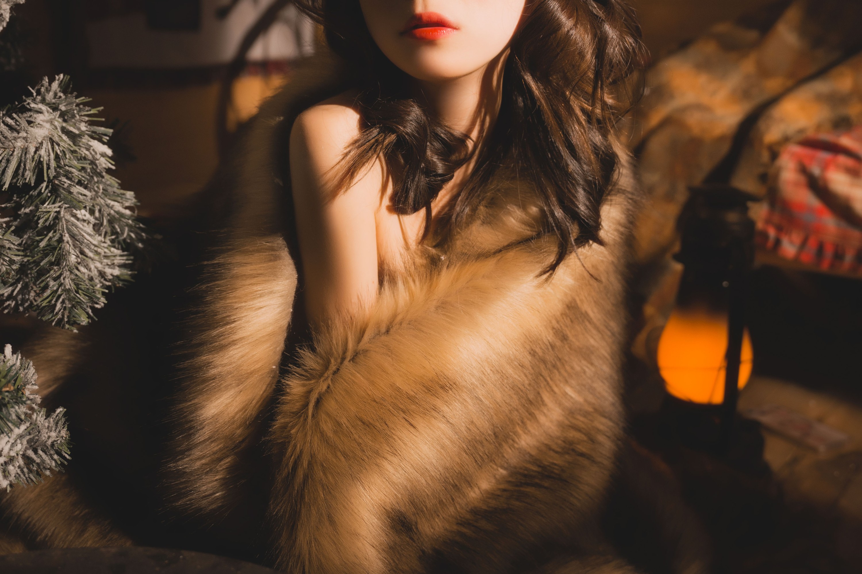 琴玖久 – 《圣诞皮草》[22P]