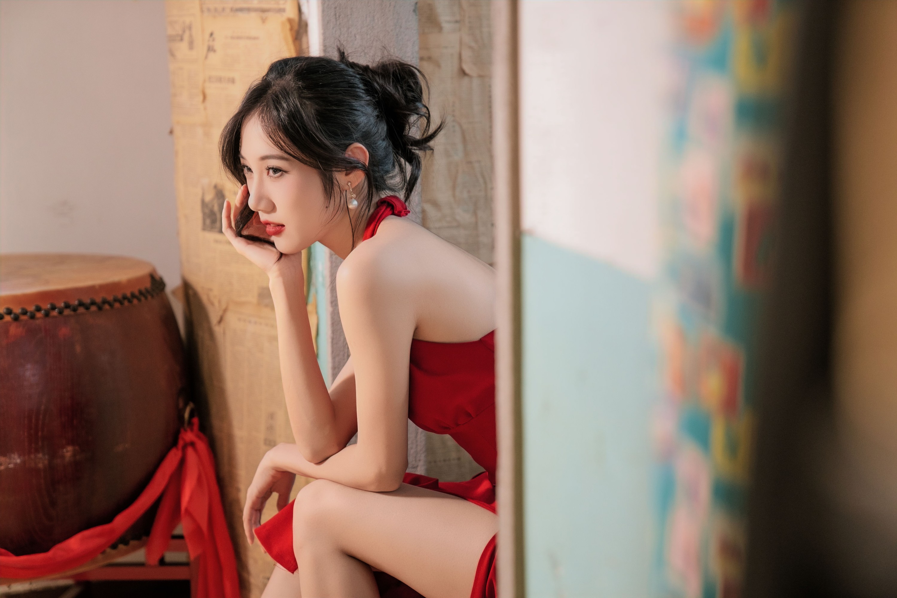 o1ne万 – 《一袭红裙》[30P]