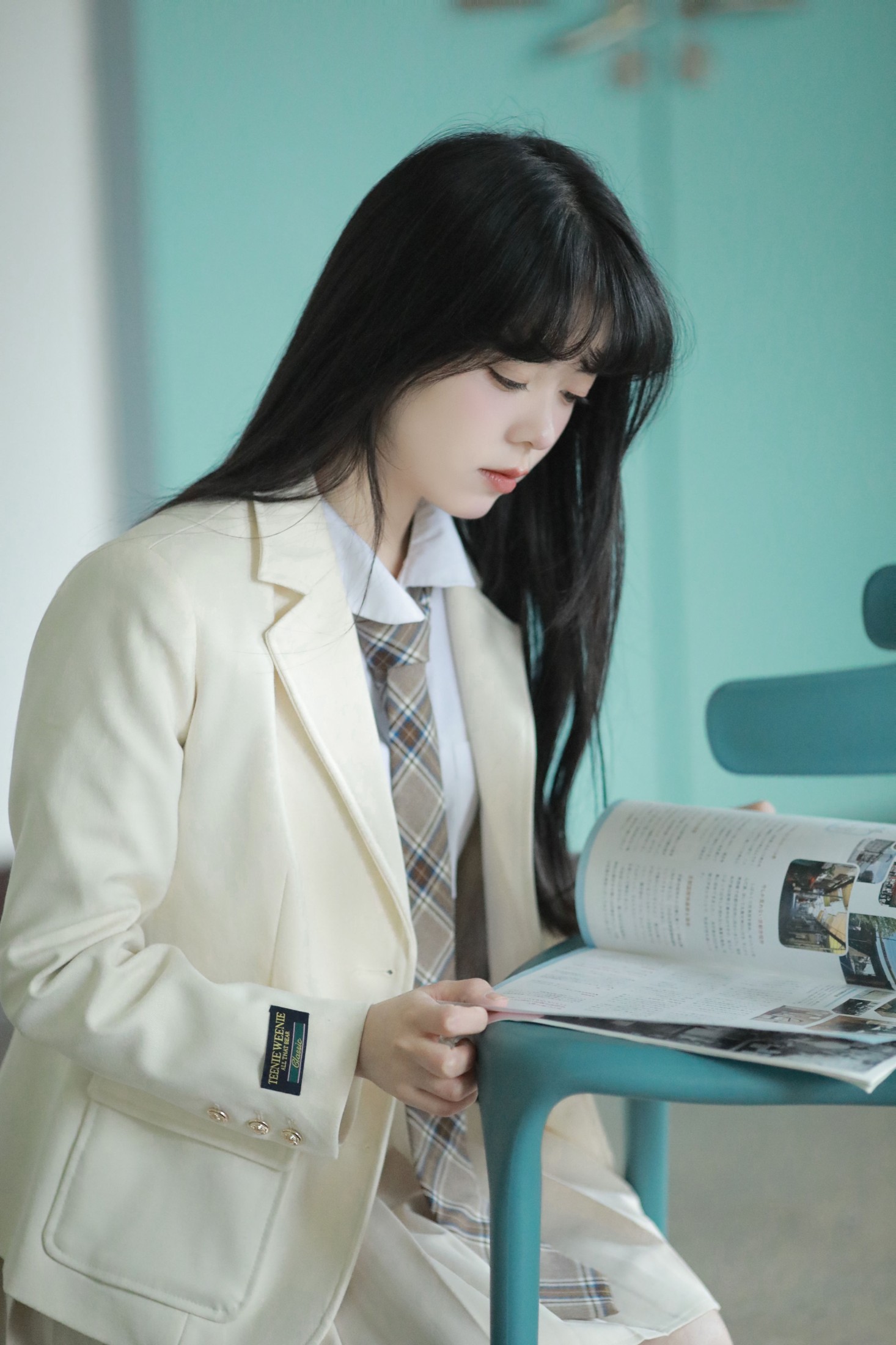 姜见过 – 《楼梯间》[24P]