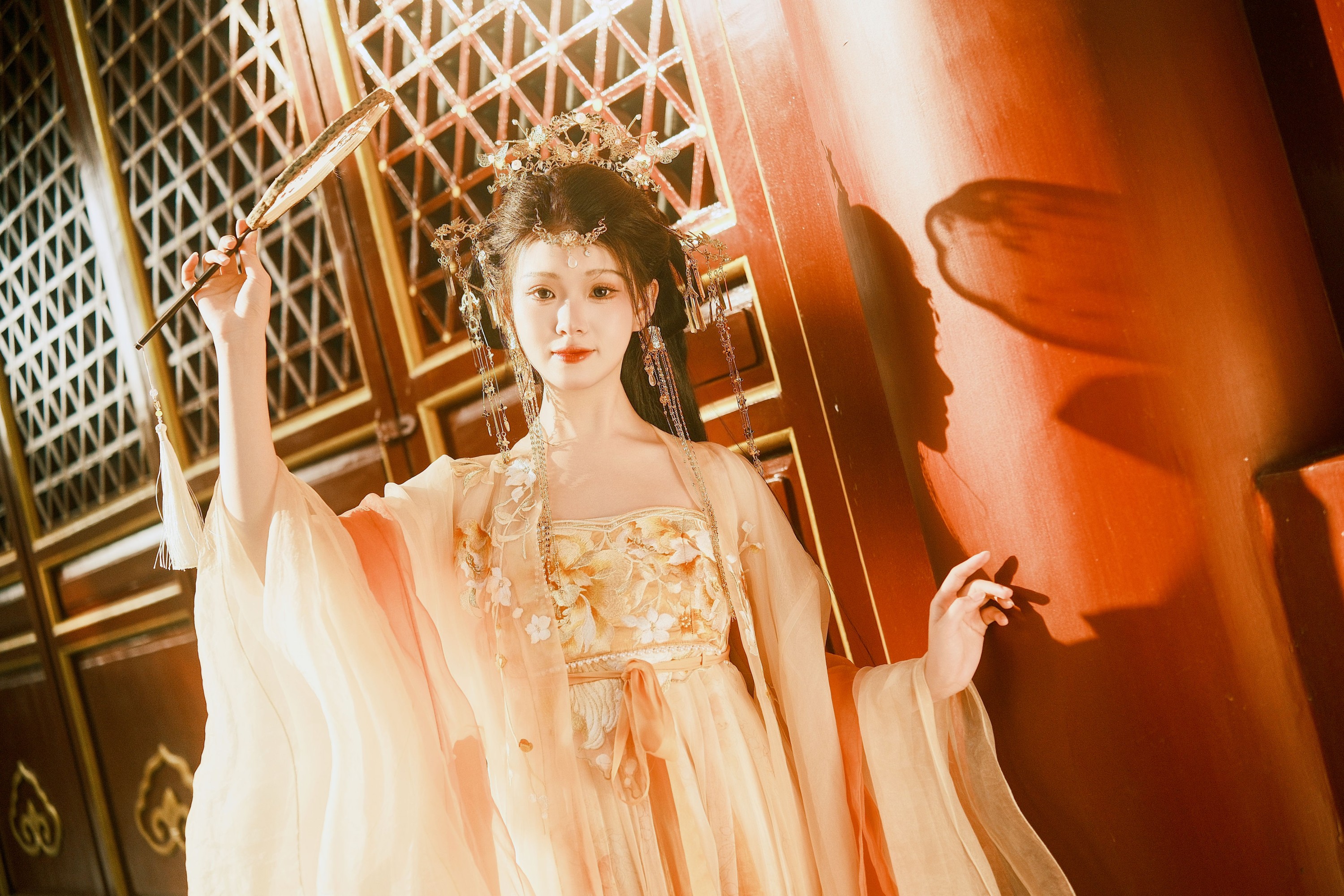 悦璃 – 《顺遂无虞 皆得所愿》[23P]